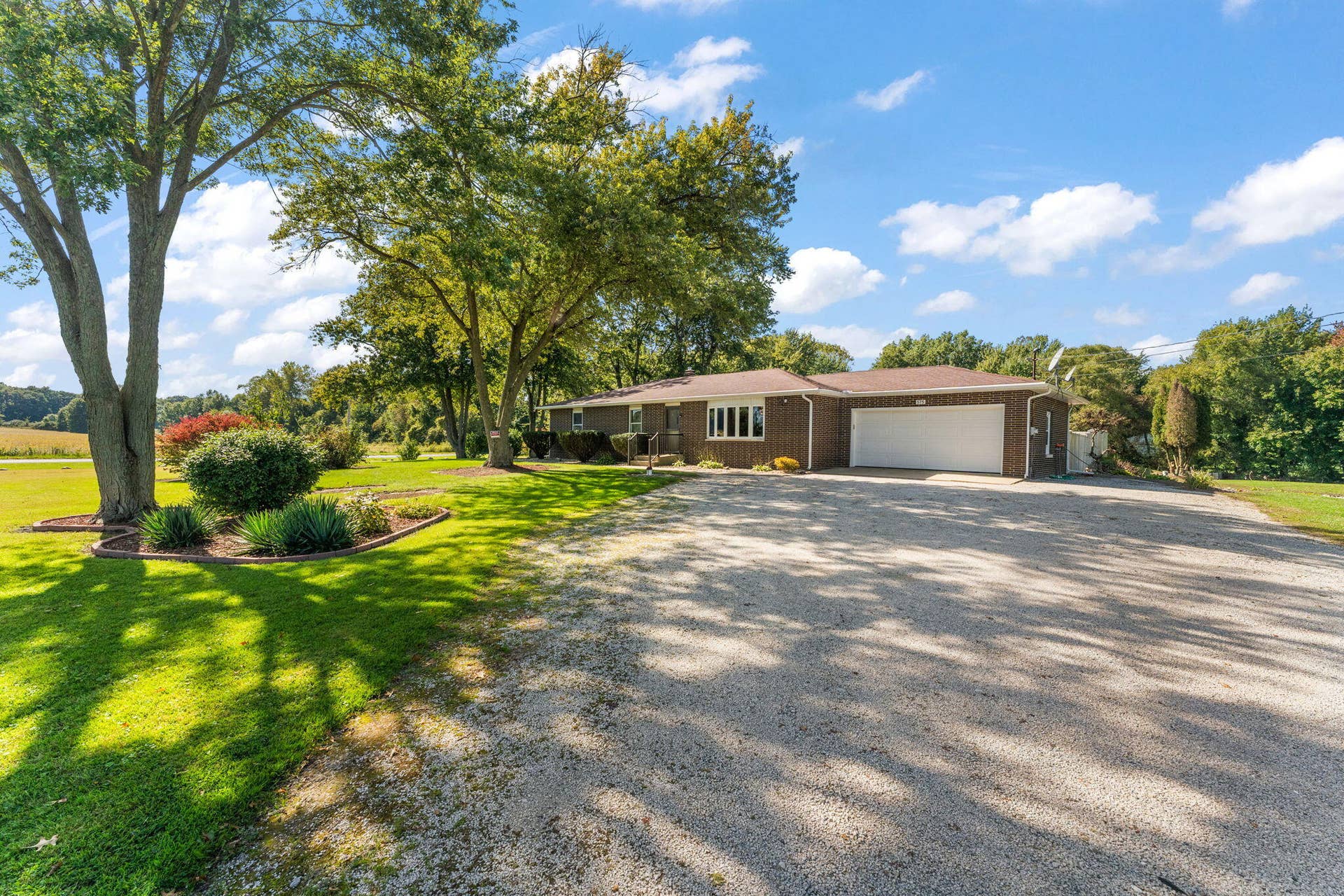 575 Old Chicago Road, Michigan City, IN 46360 36-web-or-mls-DSC02815