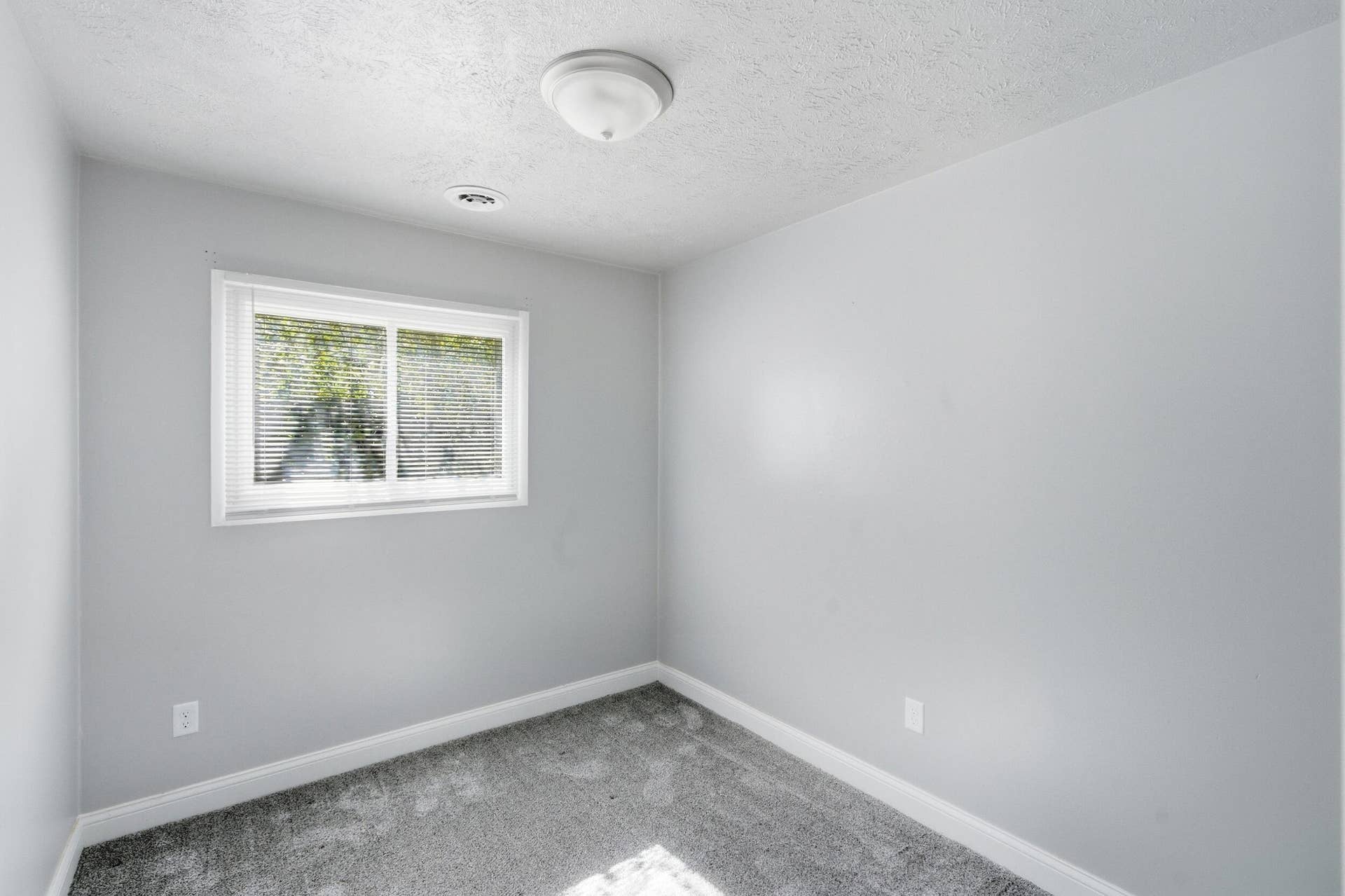 214 Pleasant Avenue, Michigan City, IN 46360 dsc04458