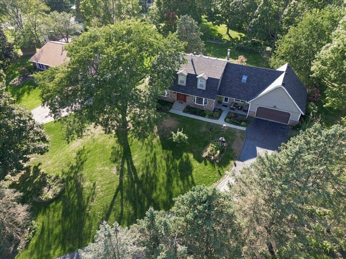 628 Hazelwood Path, Valparaiso, IN 46385 42-HW-39