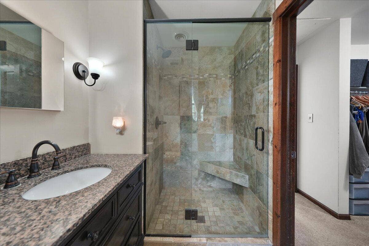 628 Hazelwood Path, Valparaiso, IN 46385 35-HW-27