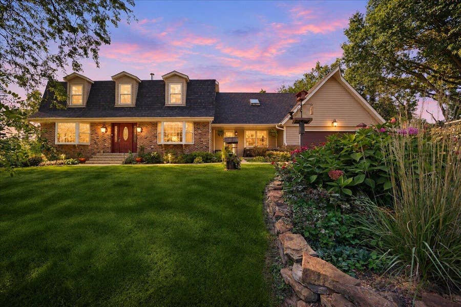 Property photo for 628 Hazelwood Path, Valparaiso, IN