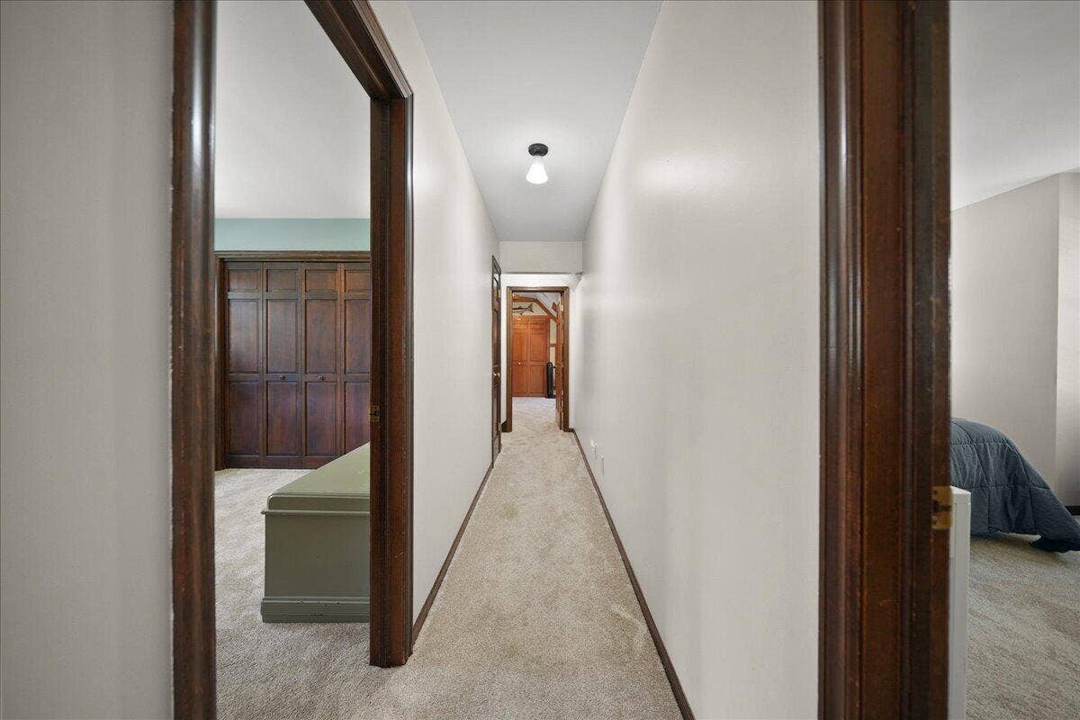 628 Hazelwood Path, Valparaiso, IN 46385 36-HW-18