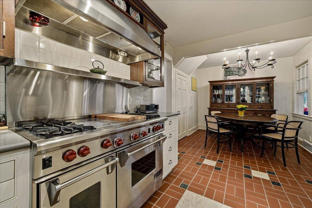 601 Washington Street, Valparaiso, IN 46383 43-washington-43