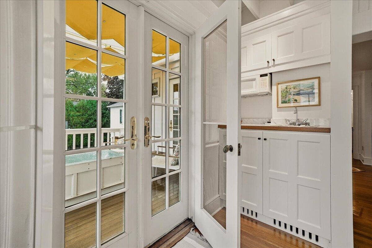 601 Washington Street, Valparaiso, IN 46383 30-washington-30