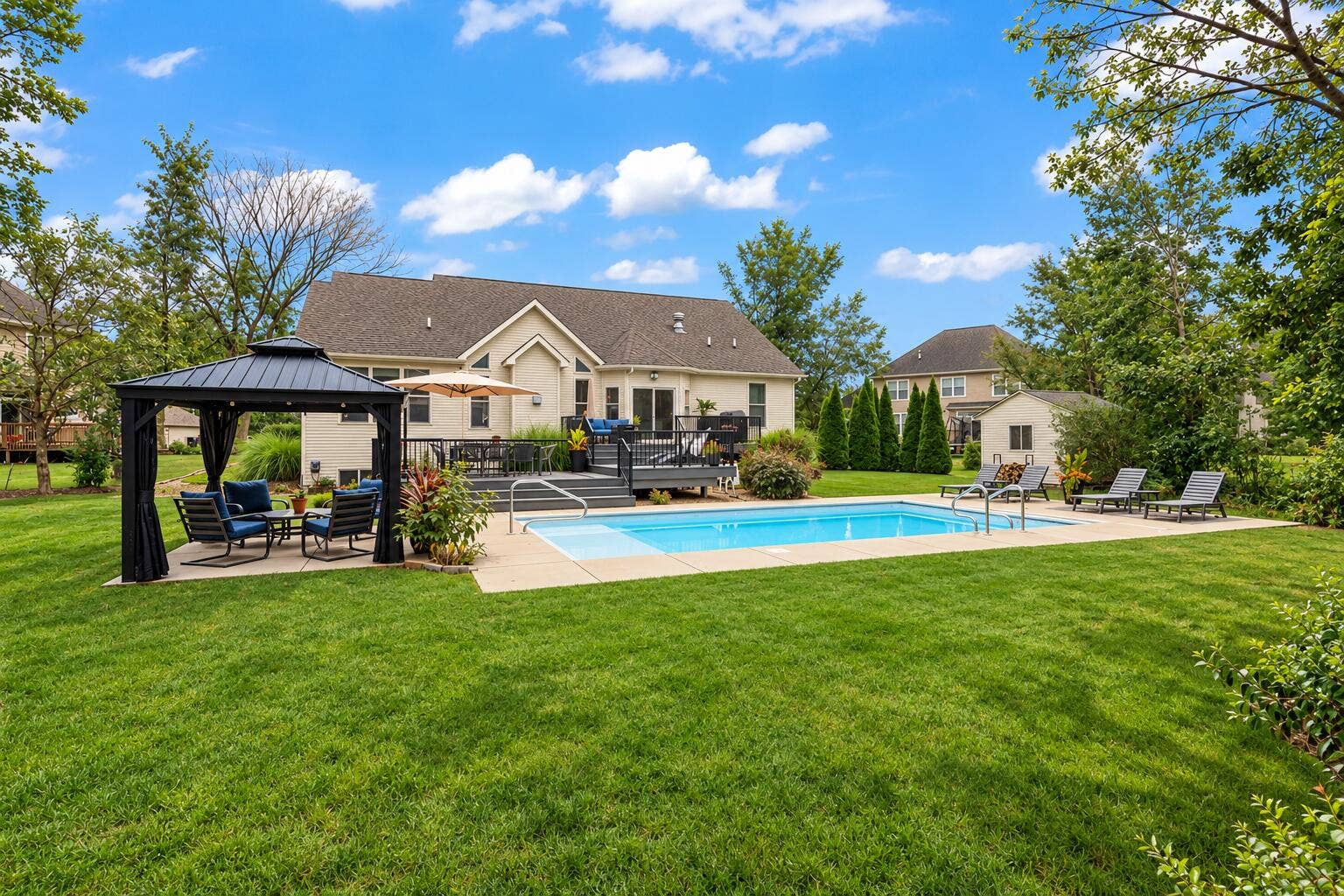 2461 Aeropostale new pool 1