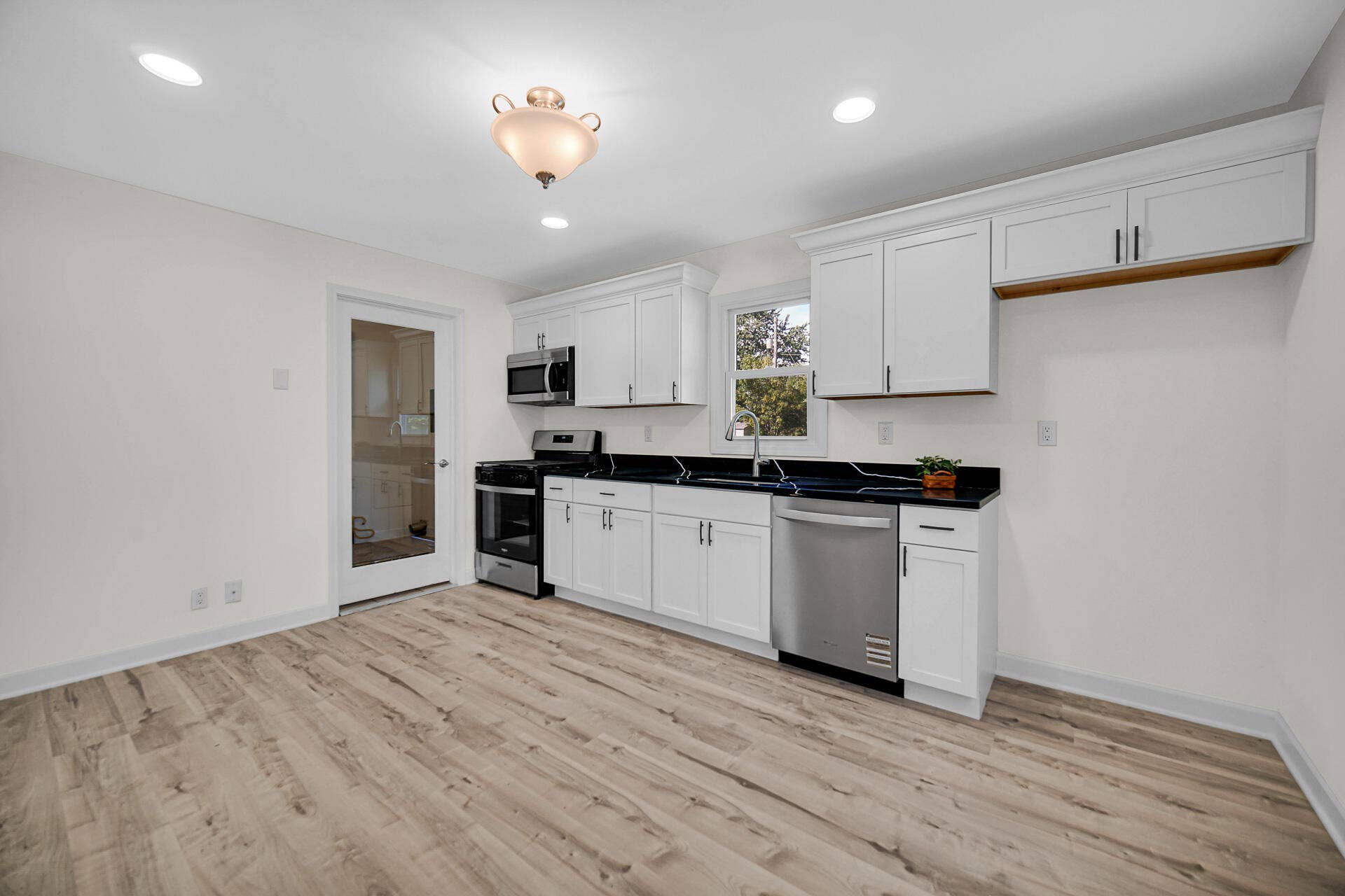 6414 131st Avenue, Cedar Lake, IN 46303 DSC06853