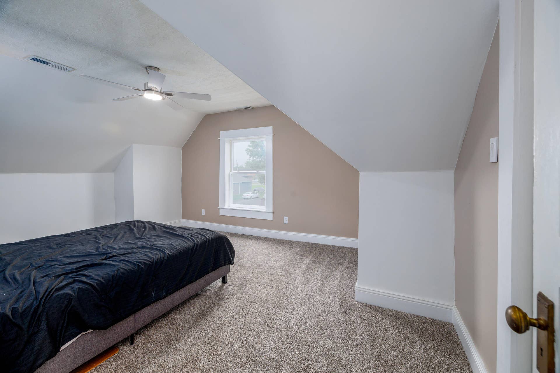 2120 South Street Lafayette-26