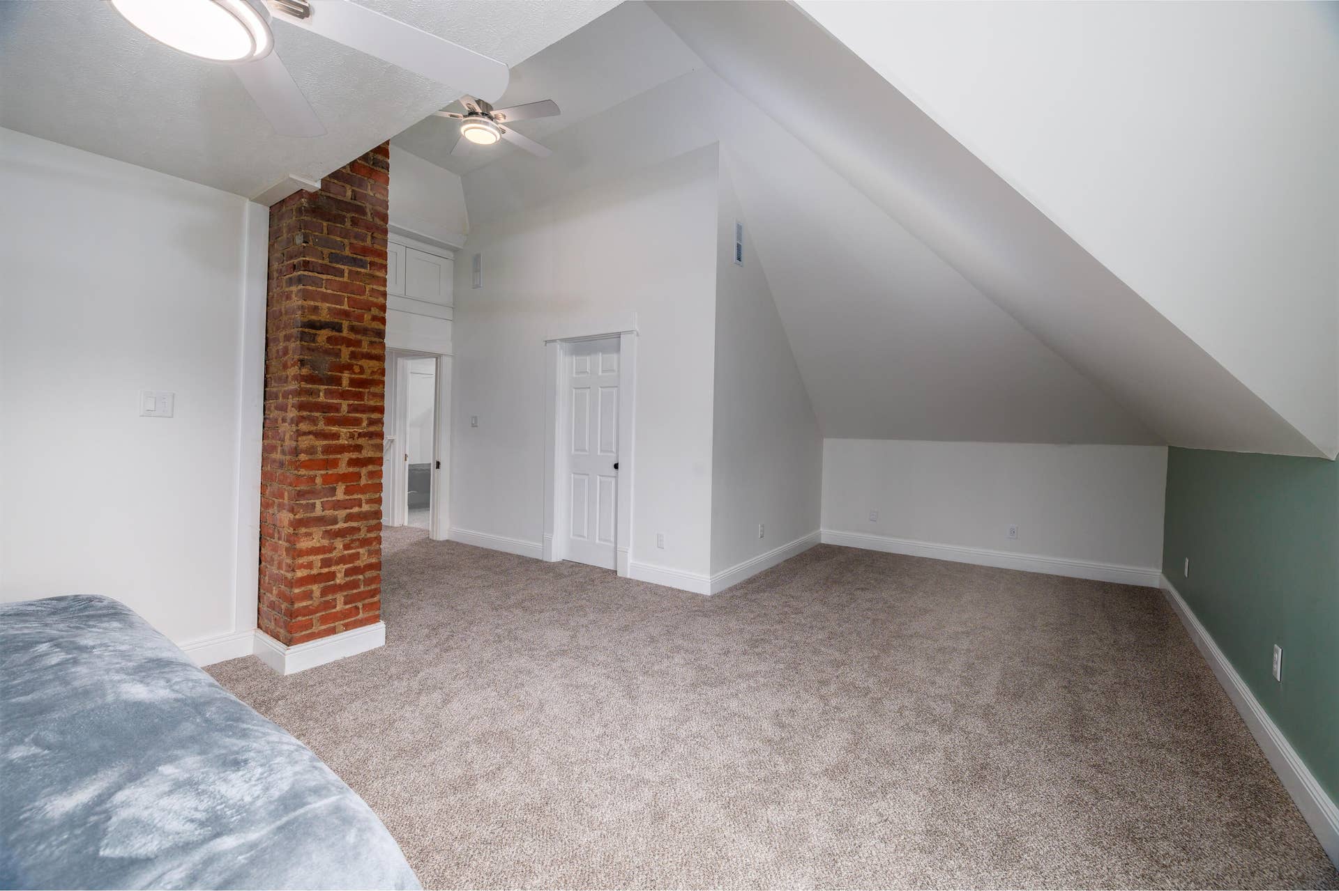 2120 South Street Lafayette-24