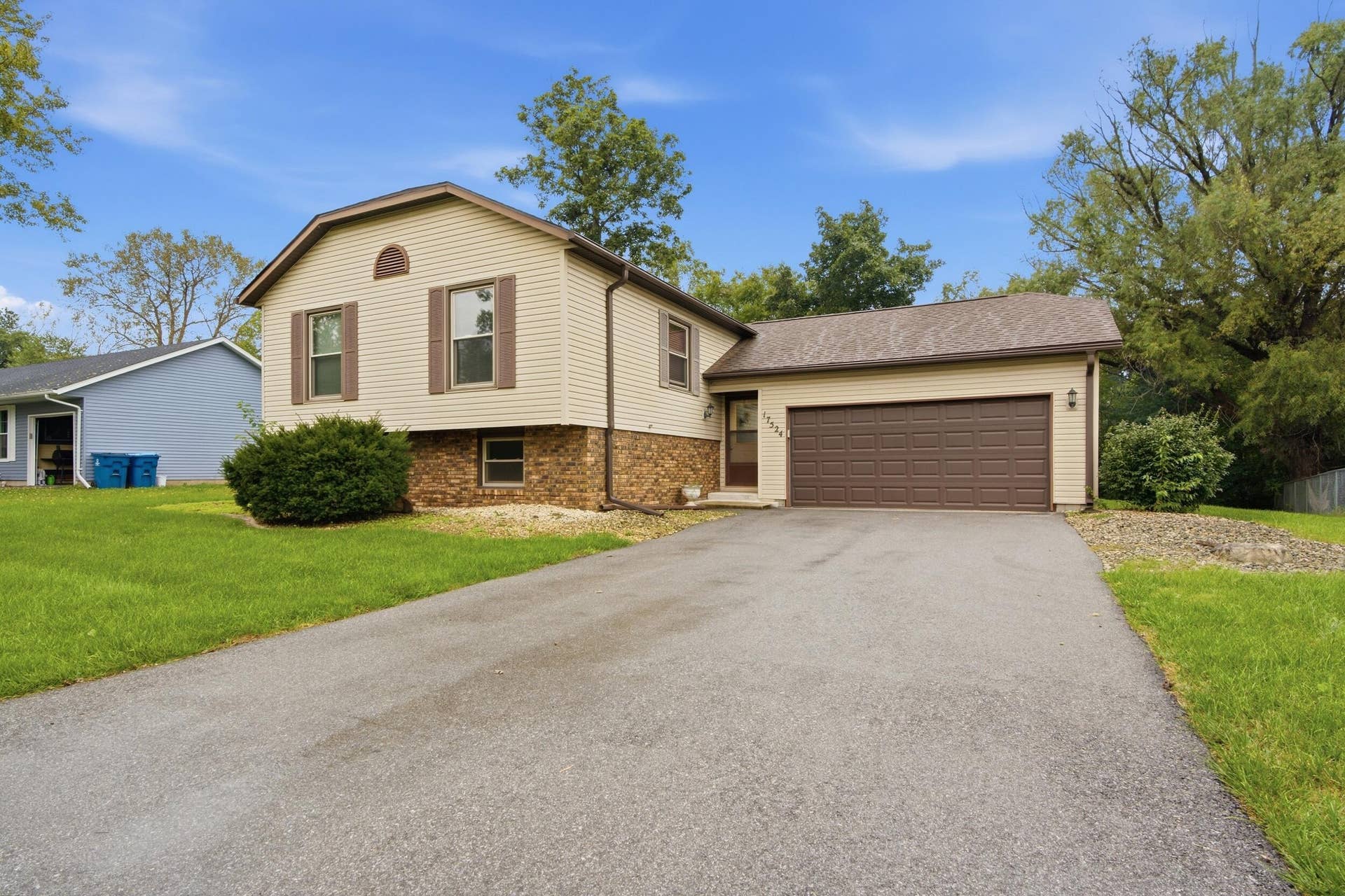 17524 Willowbrook Drive, Lowell, IN 46356 Front of Home