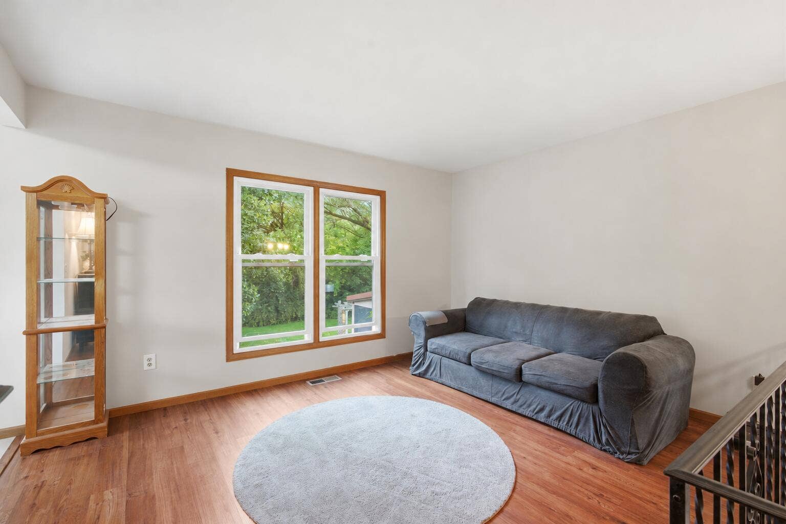17524 Willowbrook Drive, Lowell, IN 46356 Living Room