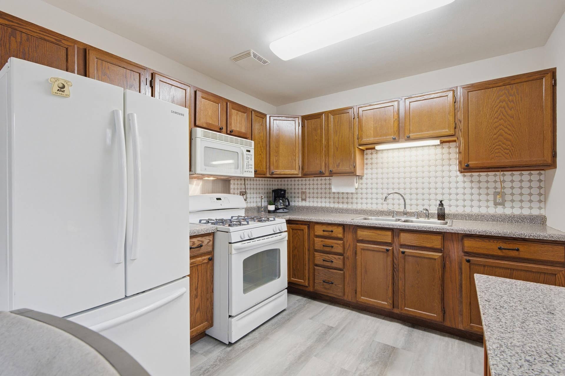 17524 Willowbrook Drive, Lowell, IN 46356 Kitchen