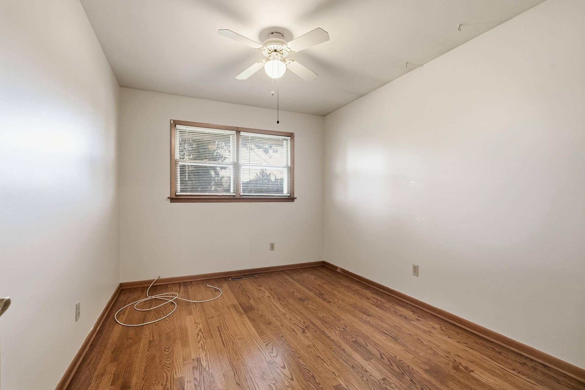 8504 Forest Avenue, Munster, IN 46321 dsc07551