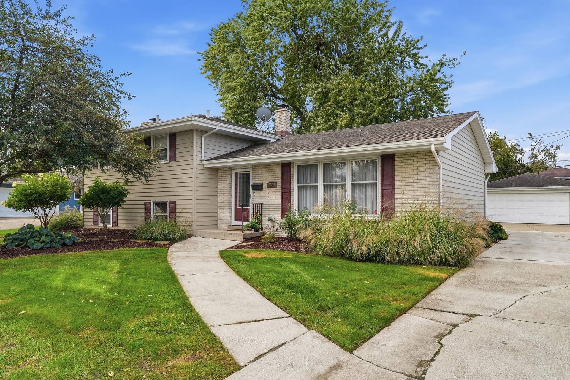 8504 Forest Avenue, Munster, IN 46321 dsc04992