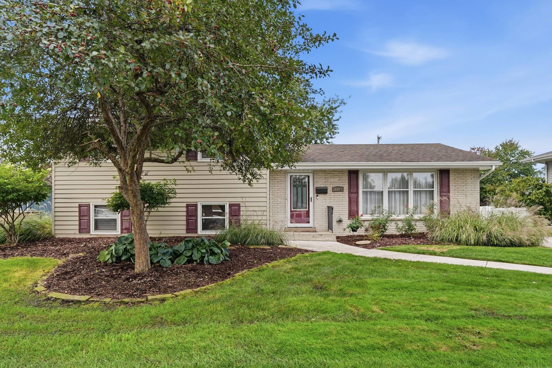 8504 Forest Avenue, Munster, IN 46321 dsc04982