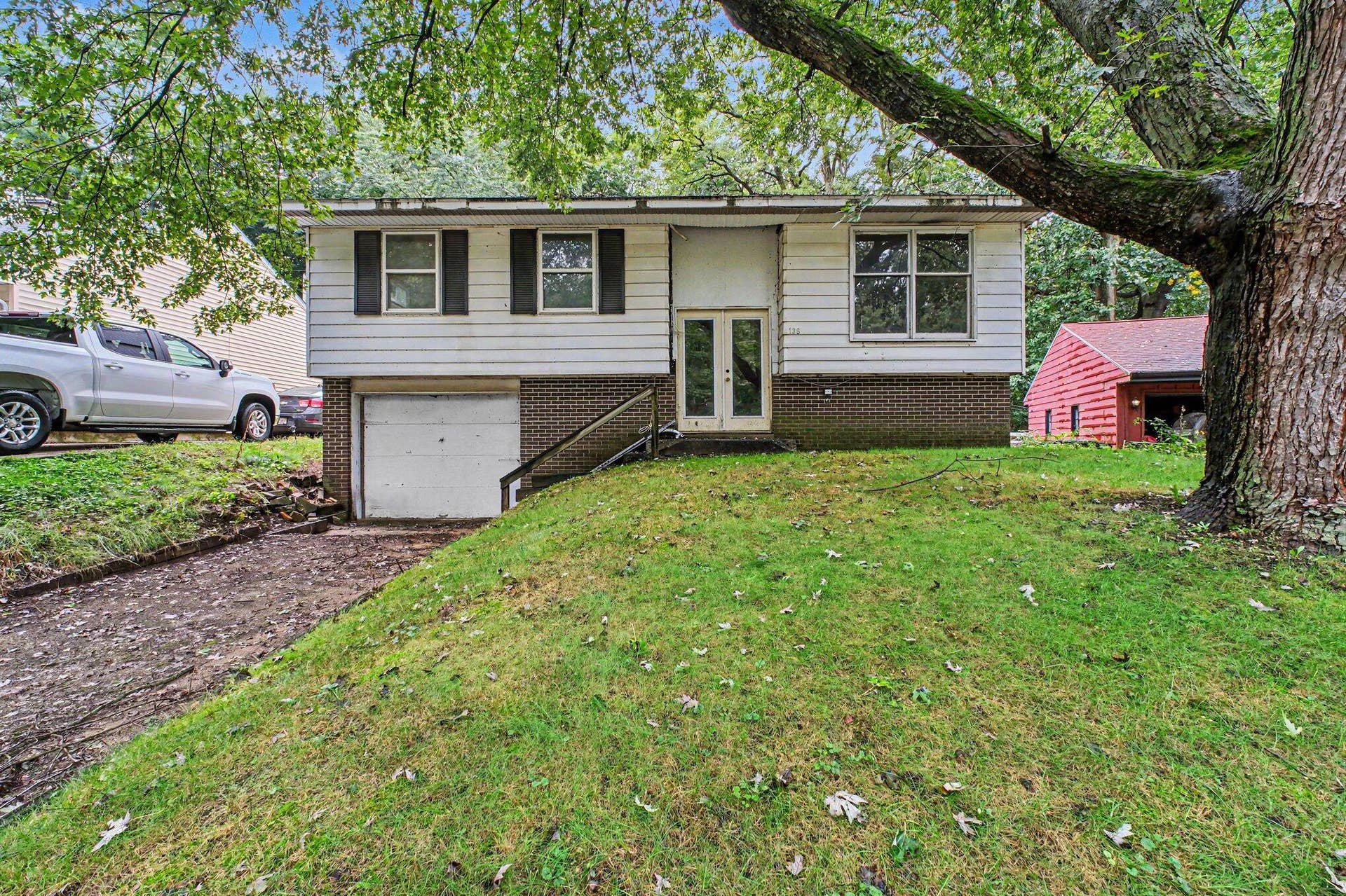 138 Memorial Drive, Michigan City, IN 46360 001_file_5639