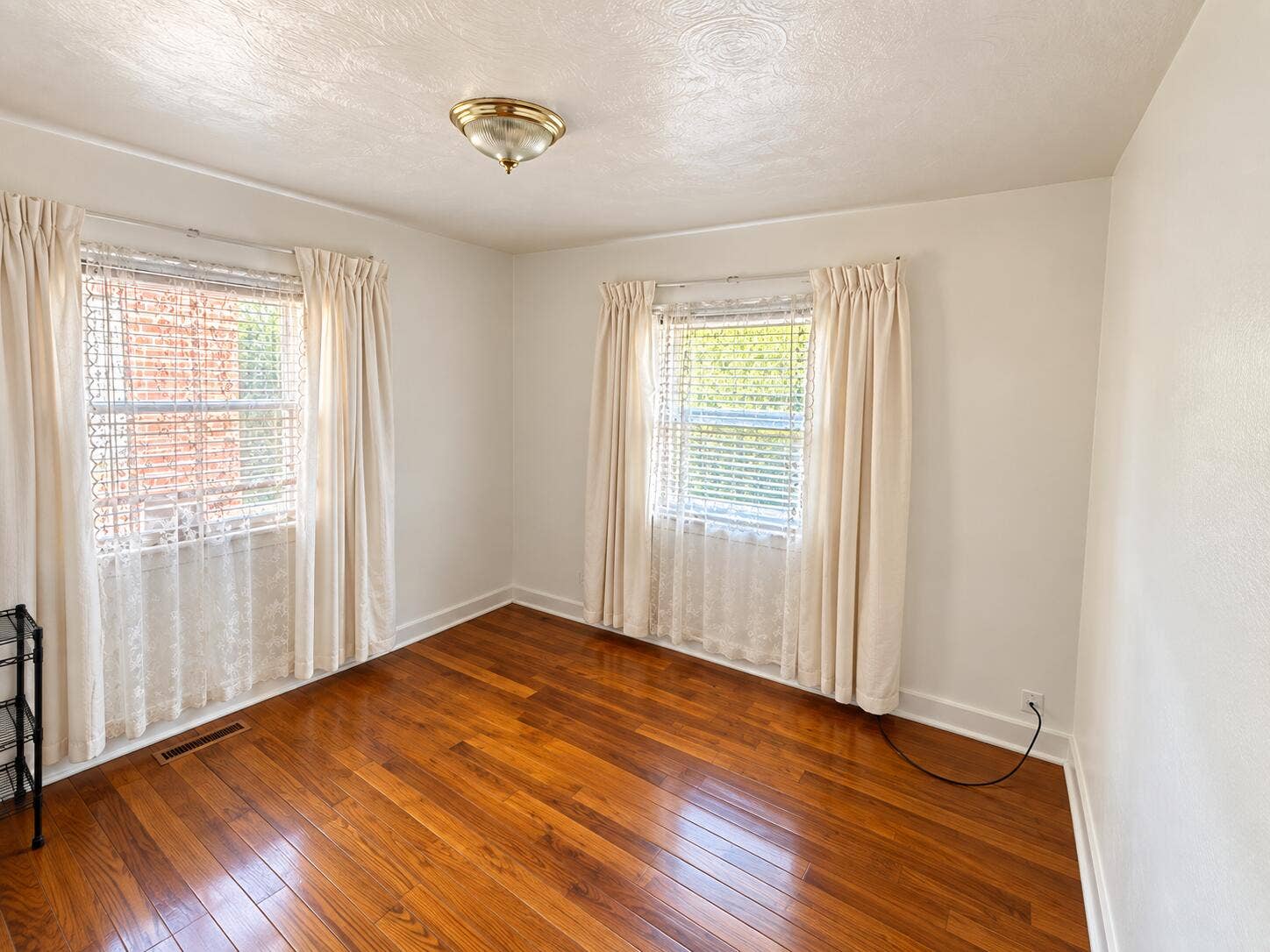 231 Mckinley Street, Gary, IN 46404 BEF37604-5790-4087-989D-96DA5078AFE5