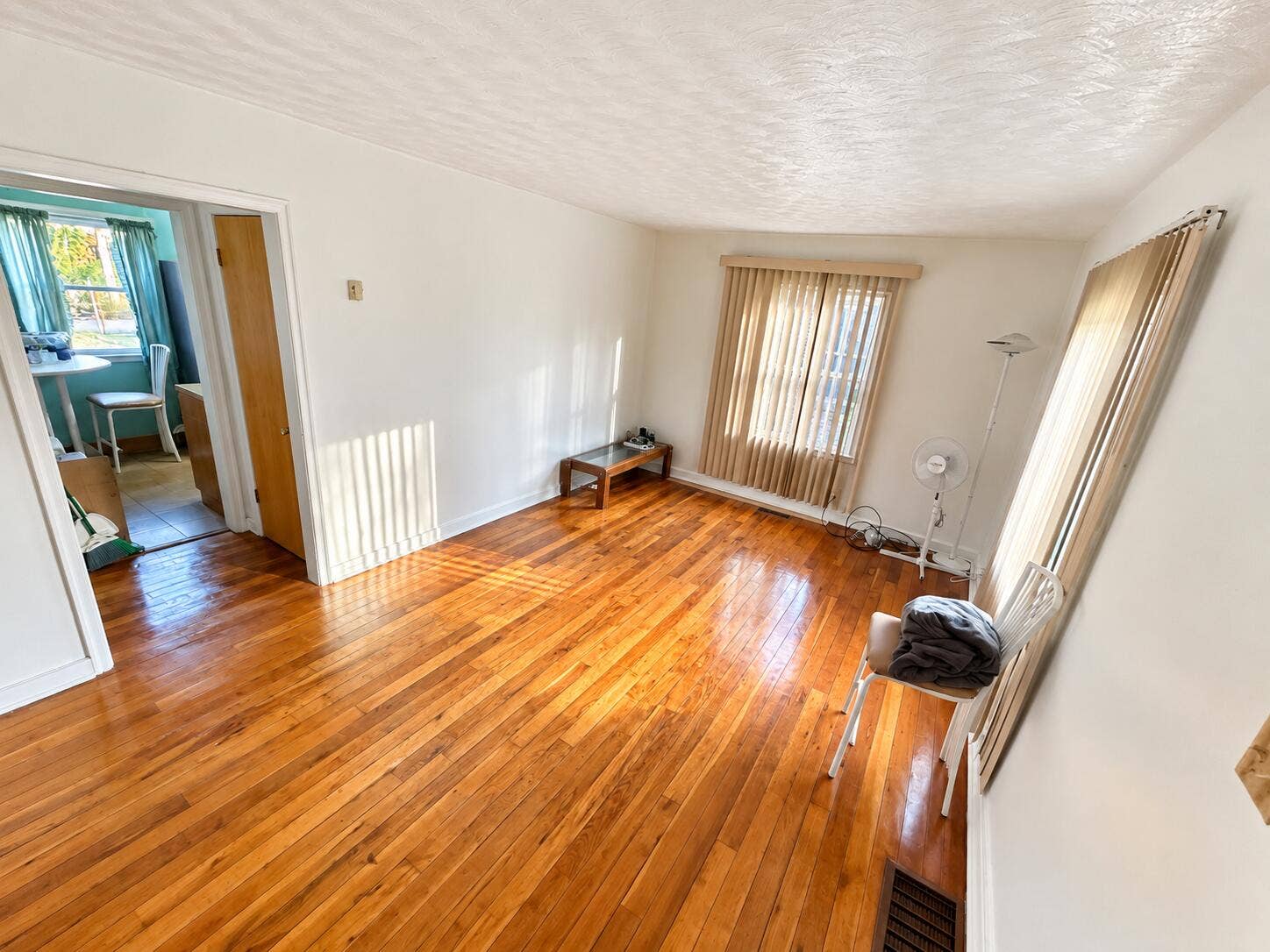 231 Mckinley Street, Gary, IN 46404 064211AA-FE1D-4989-92B0-0C4DB2298064