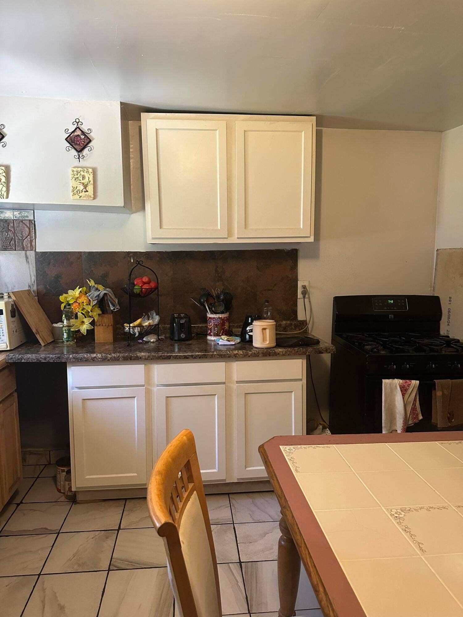 27th Kitchen 3