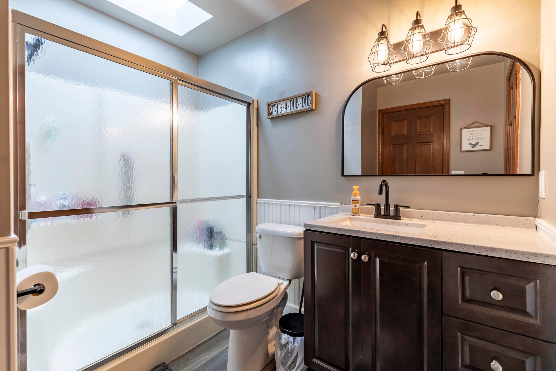 302 Amber Ln