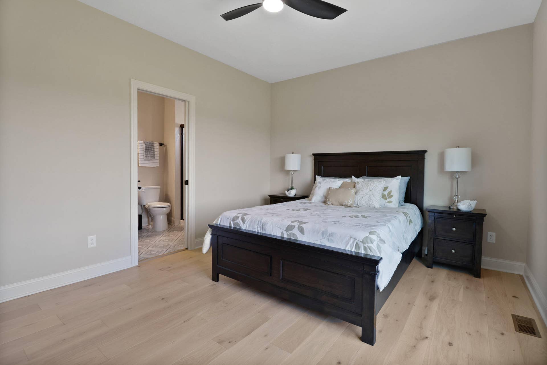 515 Meadow Brooke Lane, Dyer, IN 46311 Meadow Brook-32