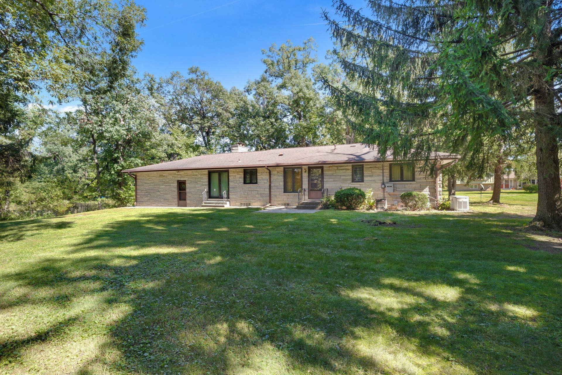 18-web-or-mls-Roy-54