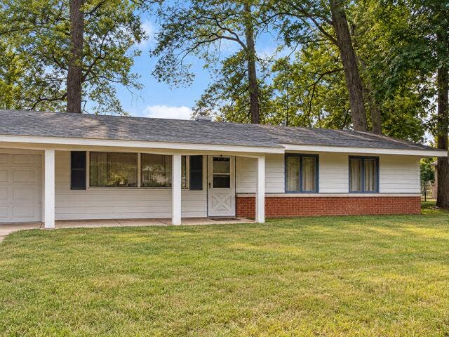 Property photo for 6313 Wea Woodland Drive, Lafayette, IN
