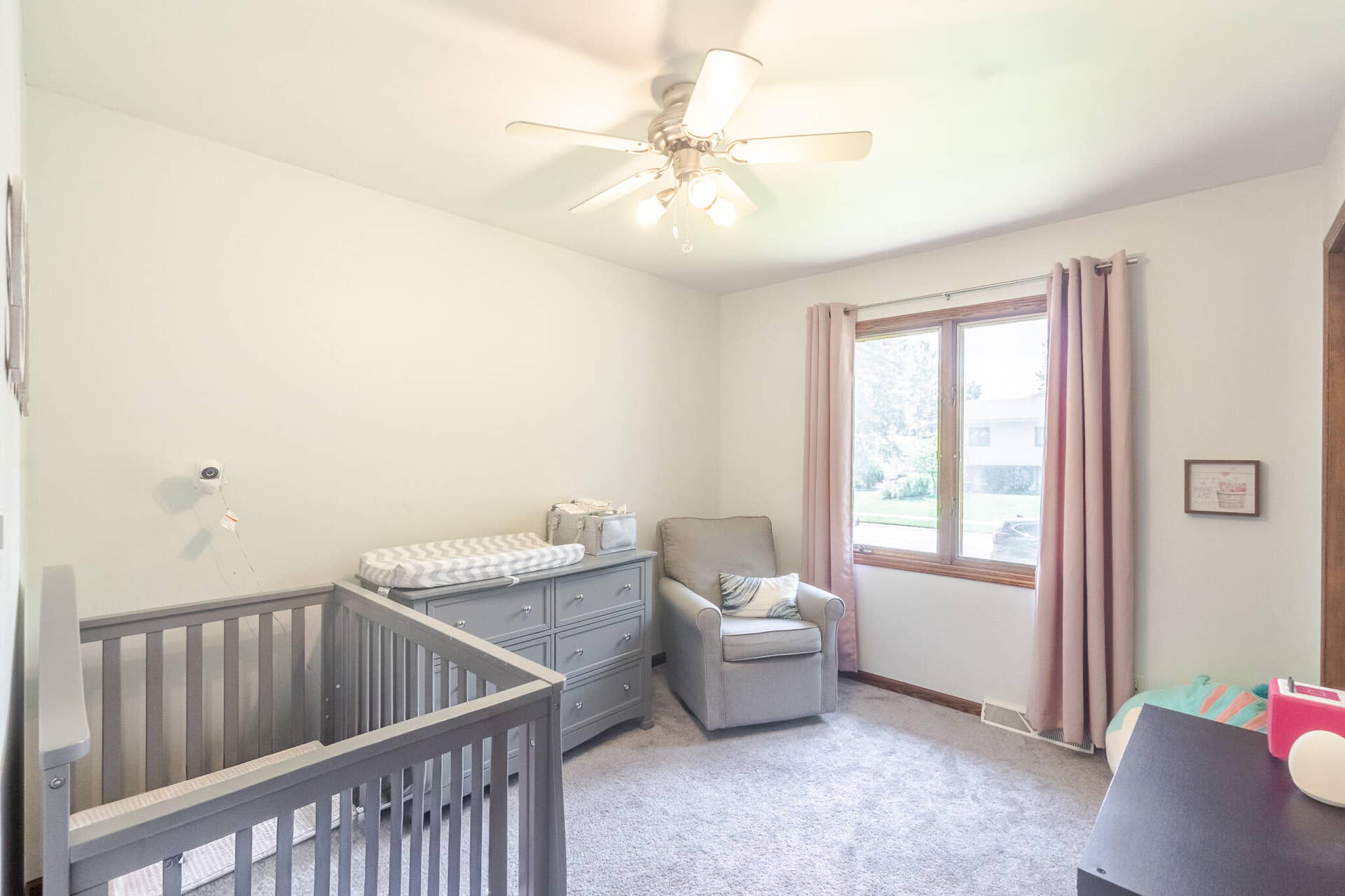 SON00219-HDR