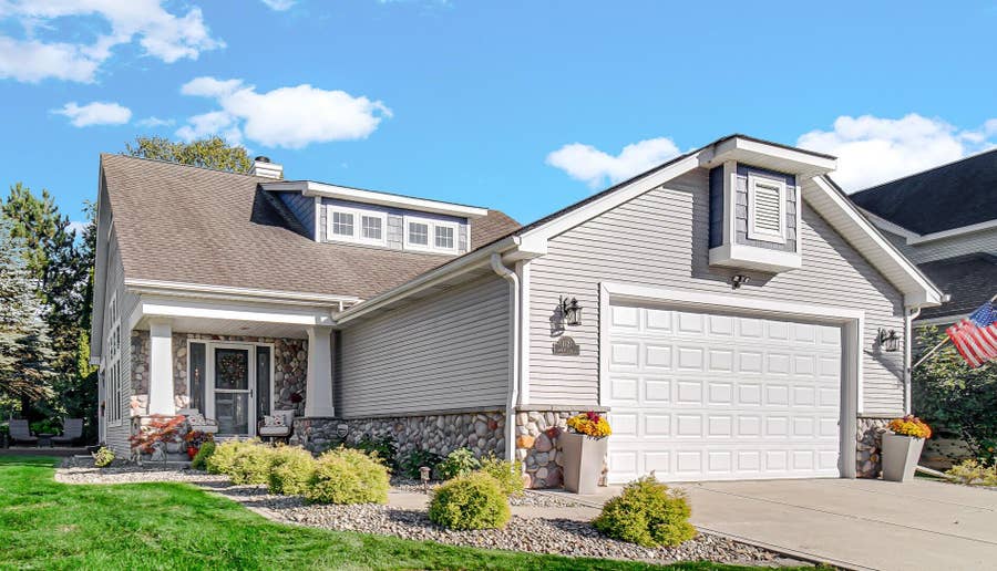 Property photo for 1721 Briam Circle Drive, Valparaiso, IN