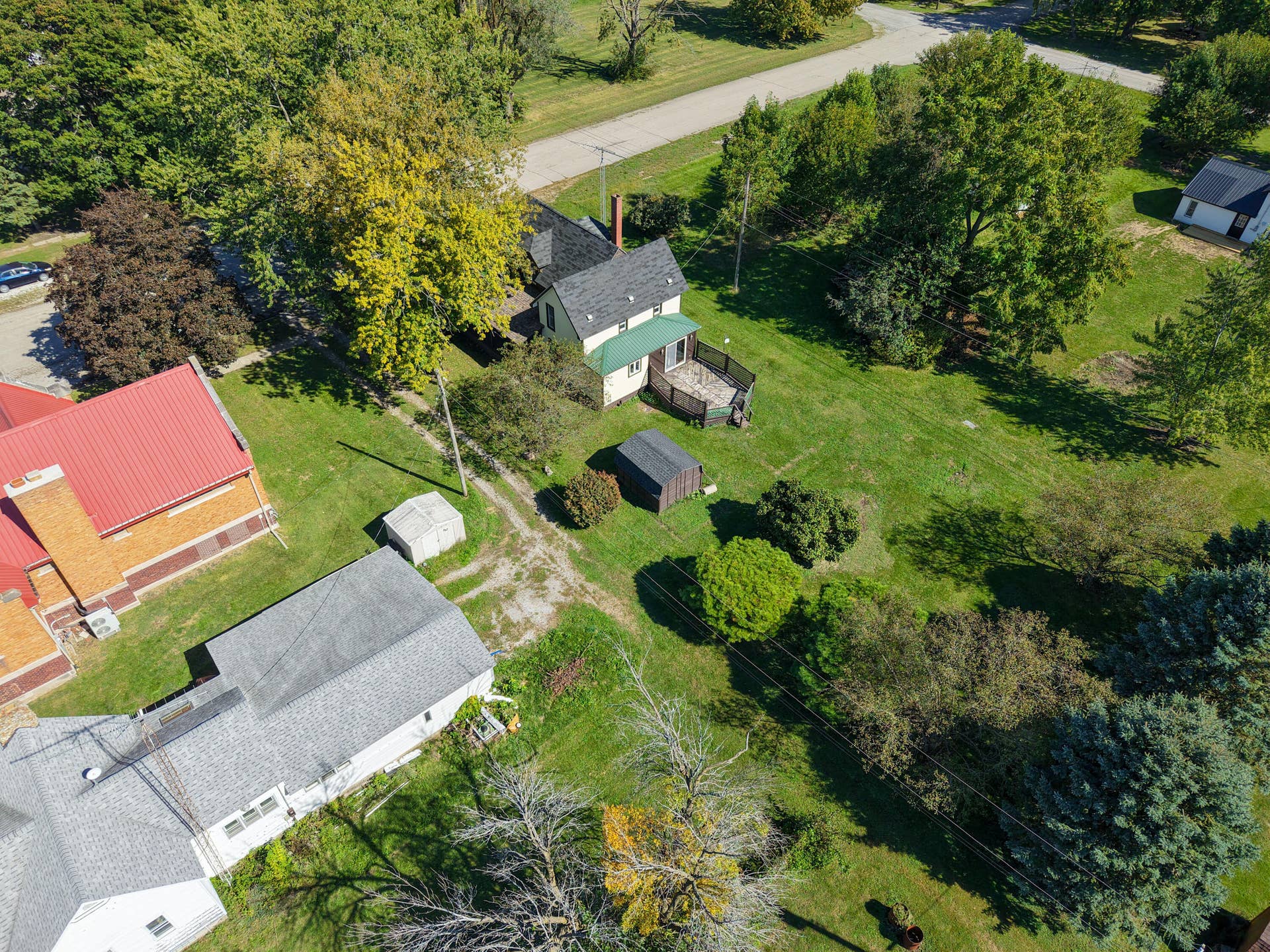 104 E Fifth St Earl Park-33