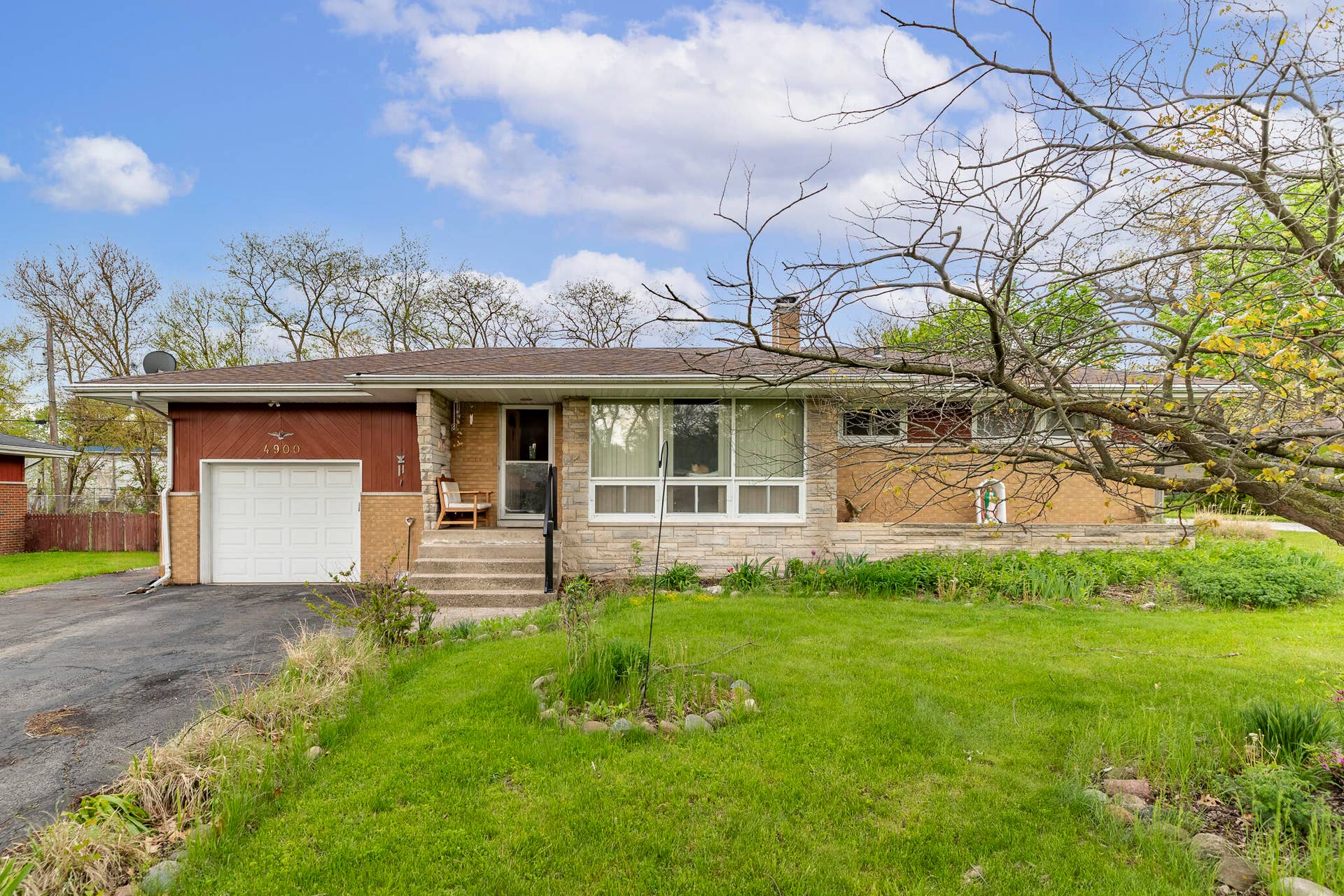 4900 Arthur Street, Gary, IN 46408 4900 Arthur St-1