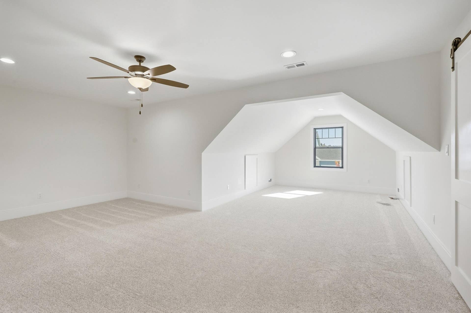 9480 Tall Grass Trail, St. John, IN 46373 dsc00084