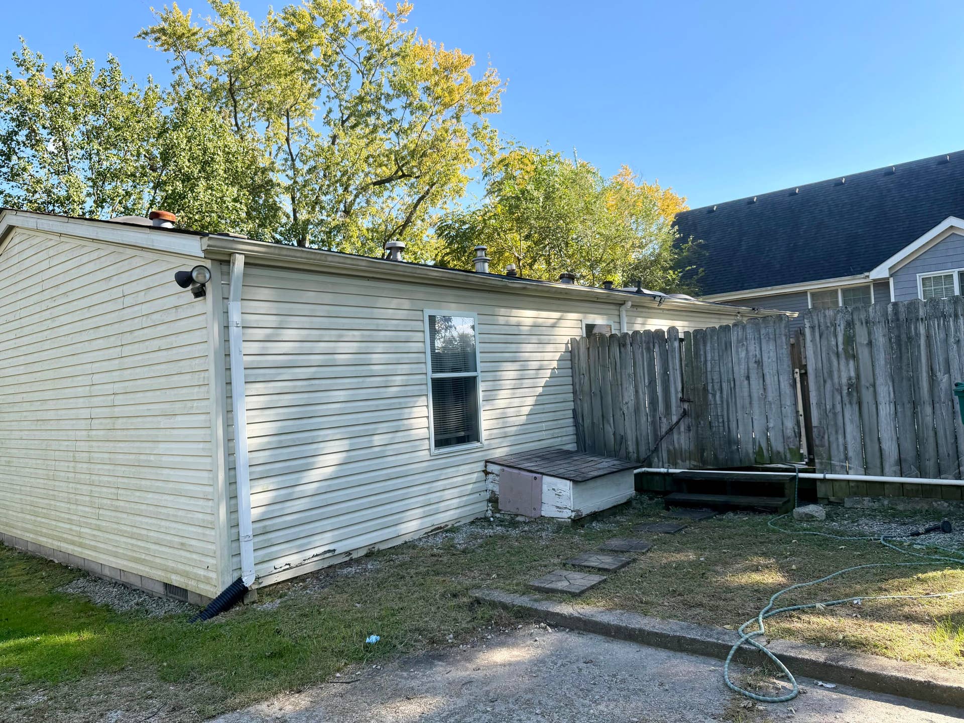 Back of home-driveway side