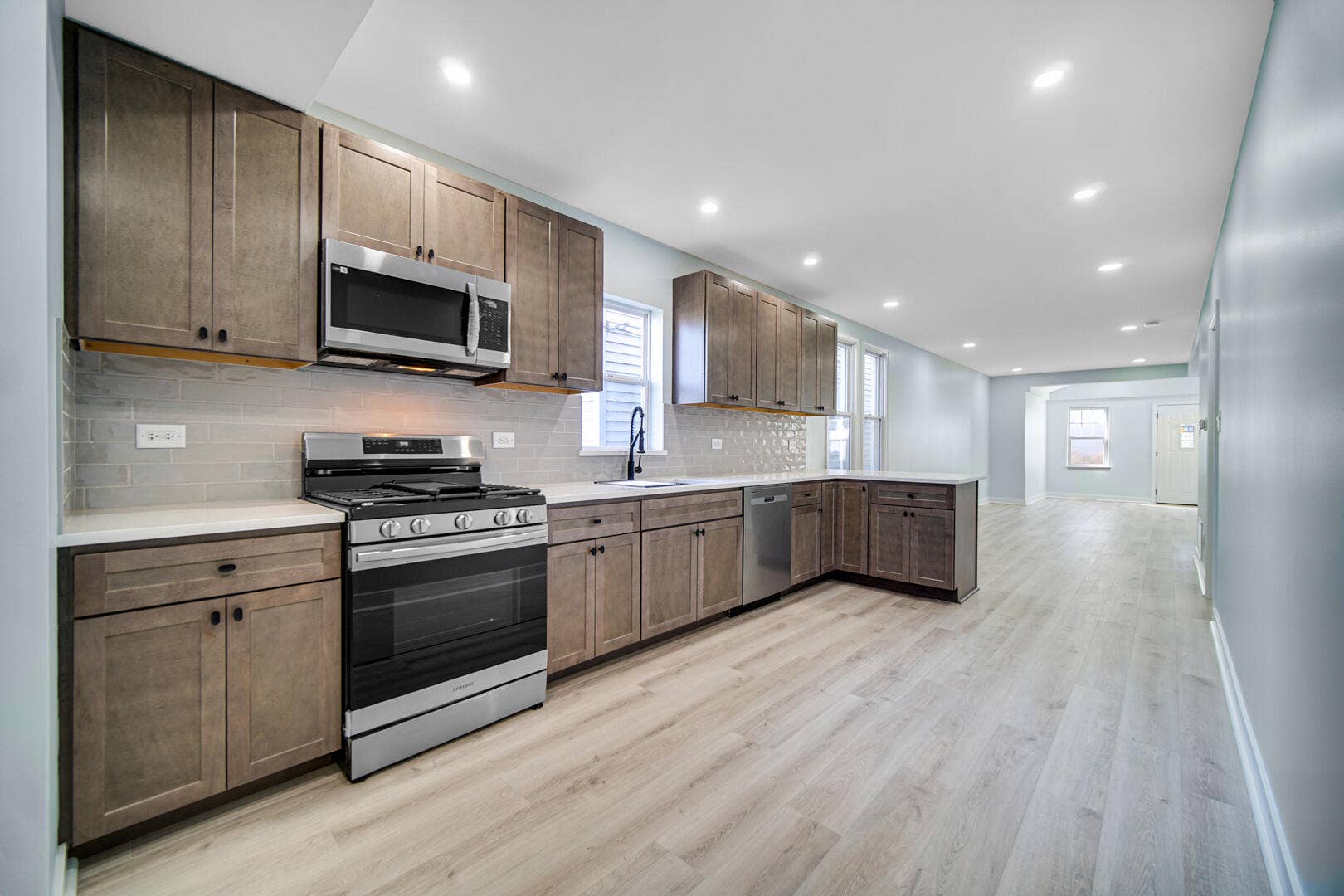 4747 Cedar Avenue, Hammond, IN 46327 DSC01614-2