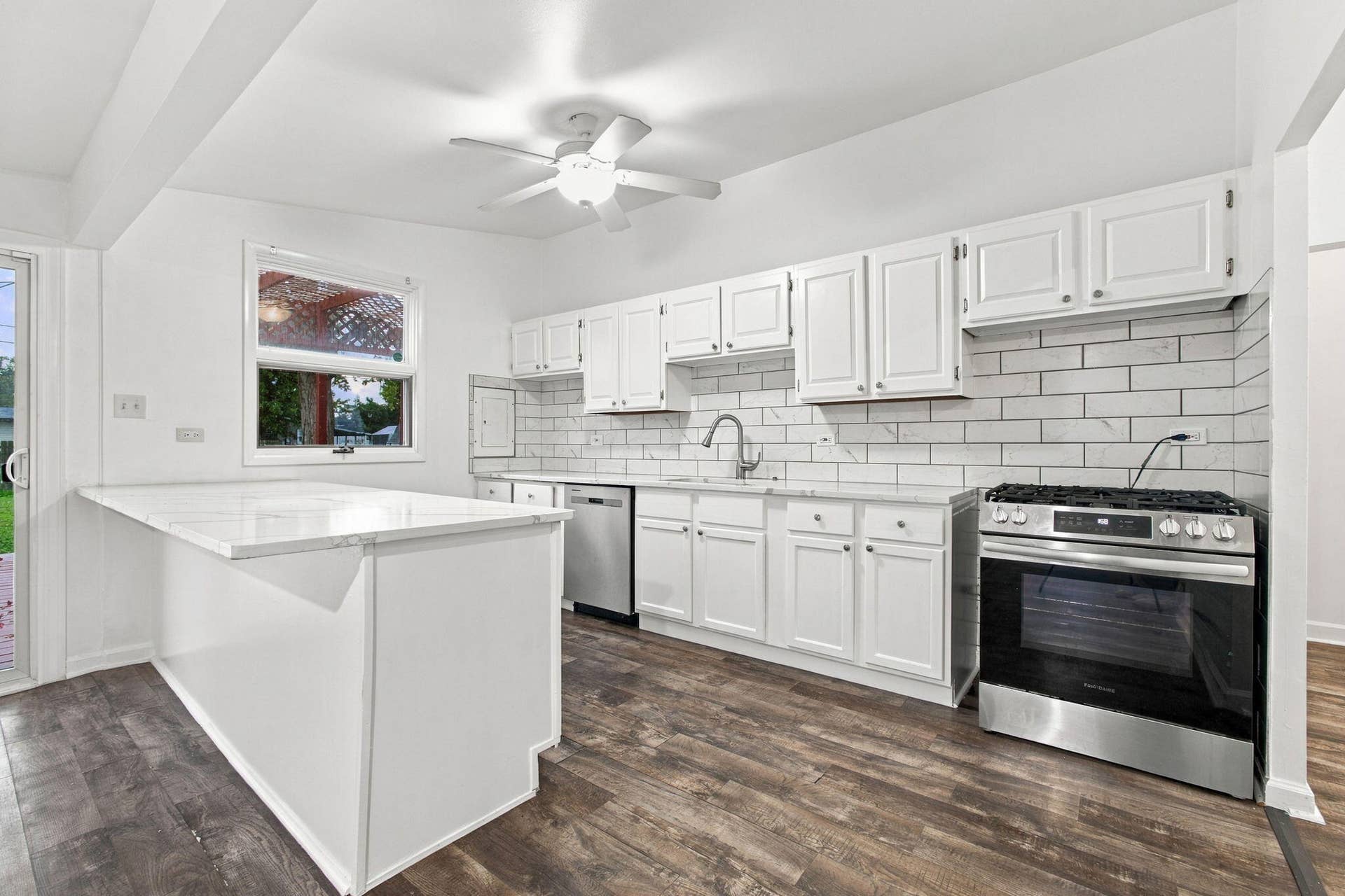 518 Avalon Drive, Dyer, IN 46311 10-web-or-mls-IMG_2387