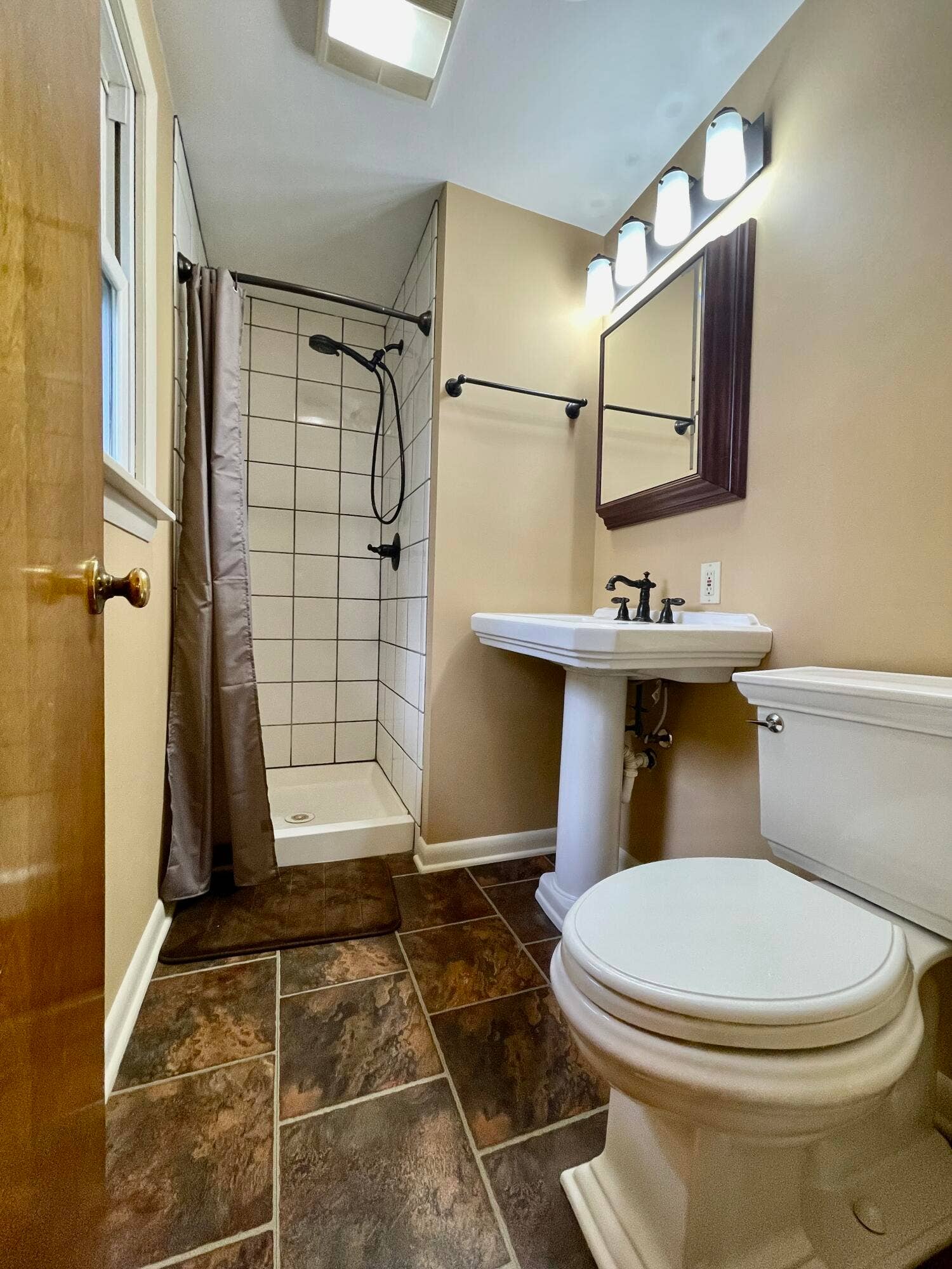 2505 Dorset Drive, Valparaiso, IN 46383 IMG_2694