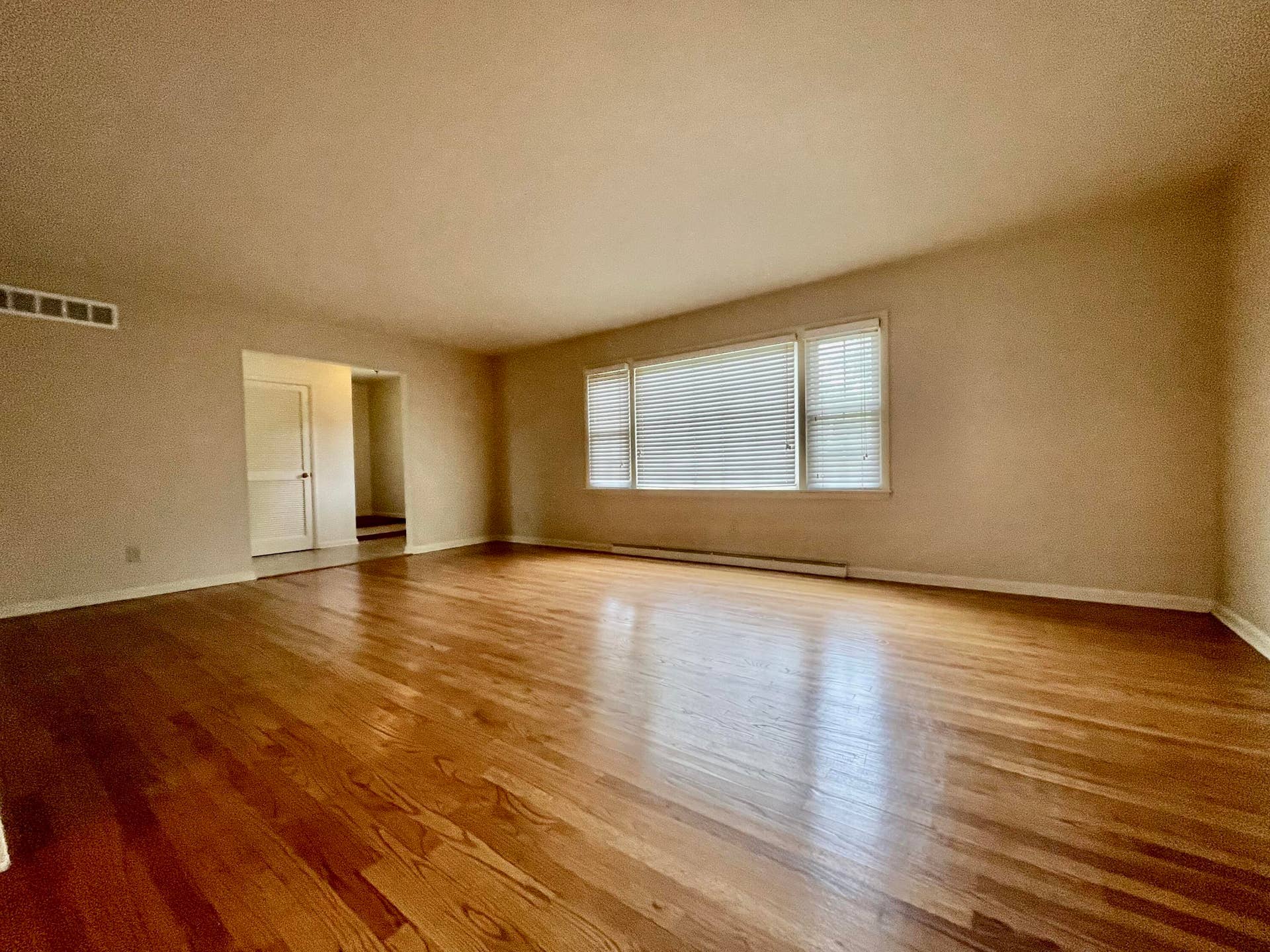 2505 Dorset Drive, Valparaiso, IN 46383 IMG_2681