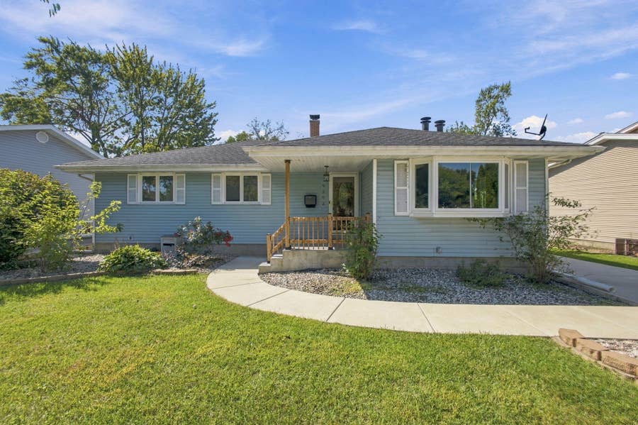 Property photo for 9502 Fran-lin Parkway, Munster, IN