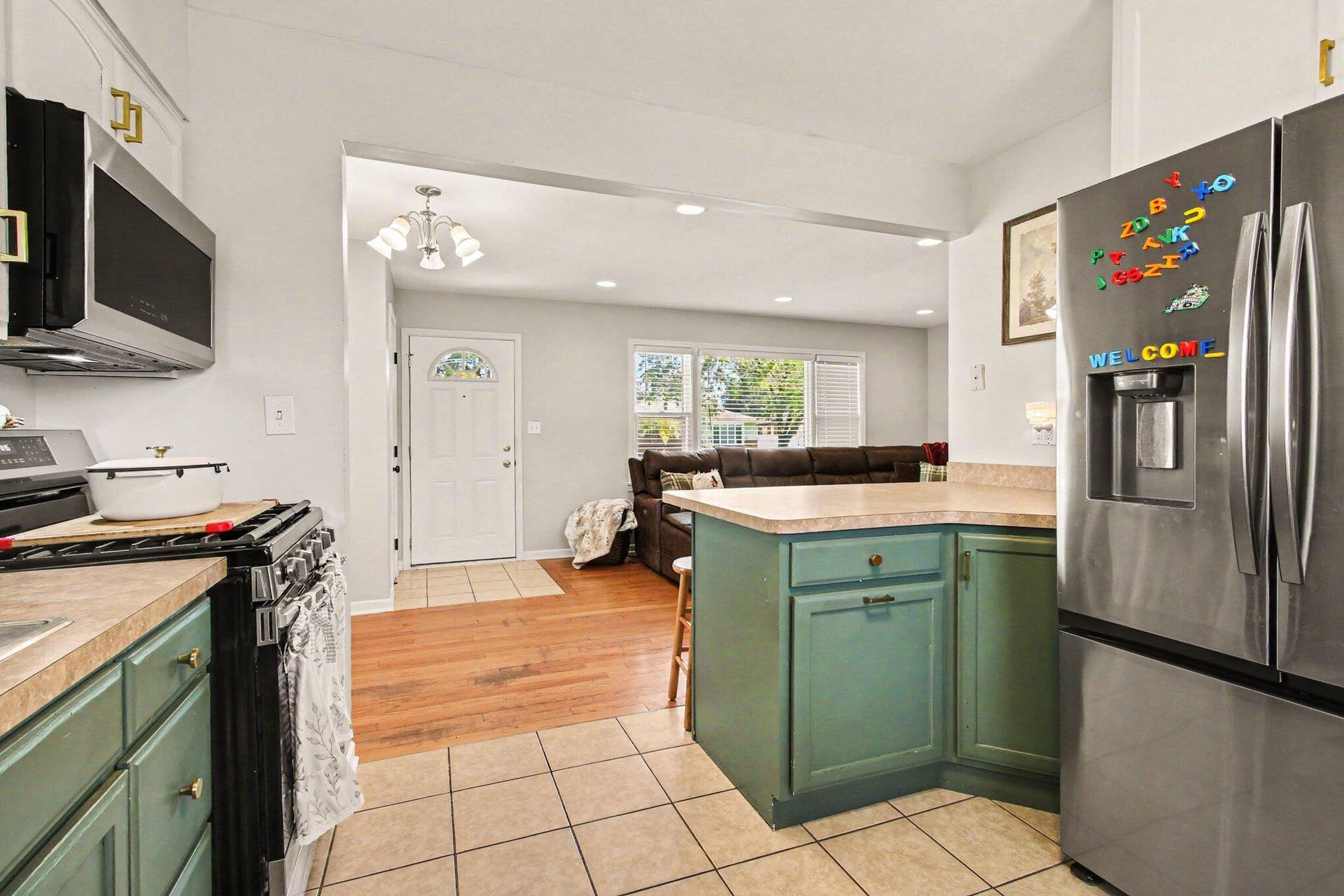 8042 Tapper Avenue, Munster, IN 46321 006_file_6643