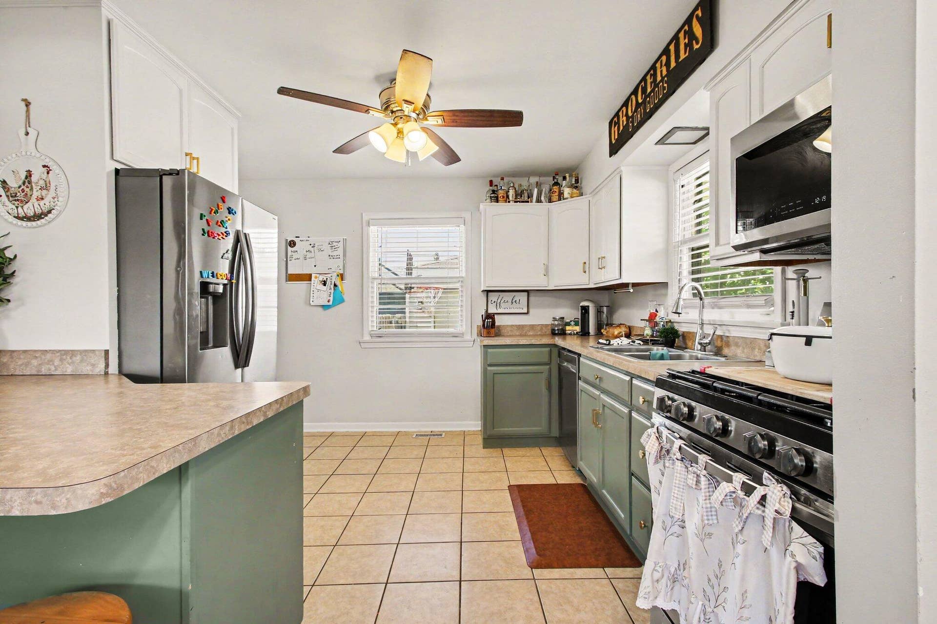 8042 Tapper Avenue, Munster, IN 46321 005_file_3782