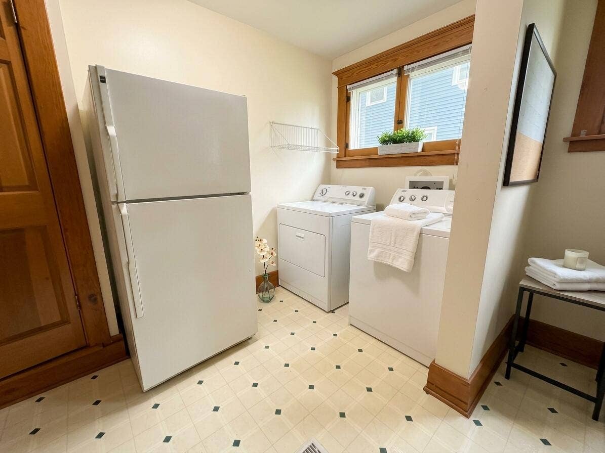 401 Morgan Boulevard, Valparaiso, IN 46383 401 morgan main