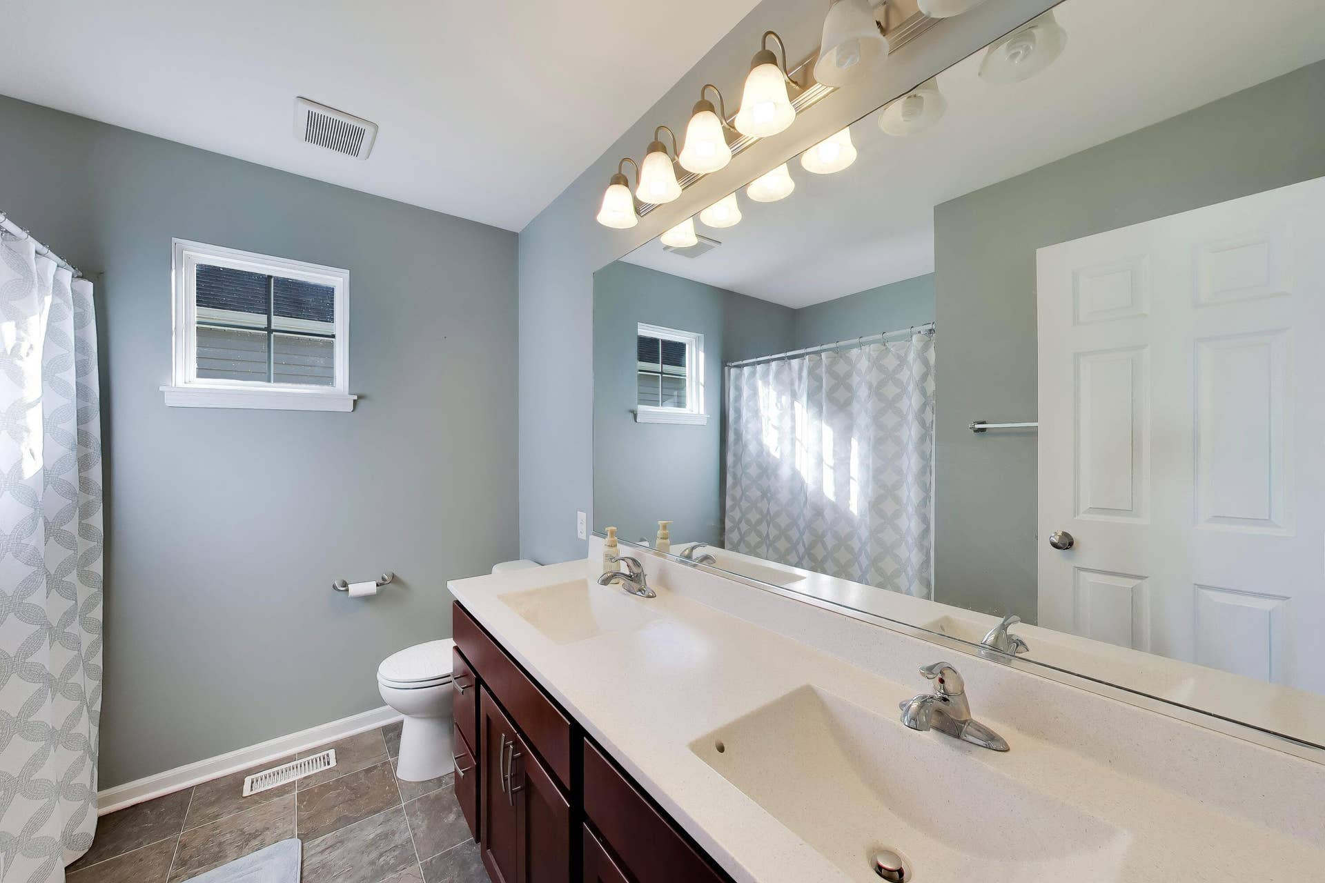 1065 116th Place, Crown Point, IN 46307 ba_0030