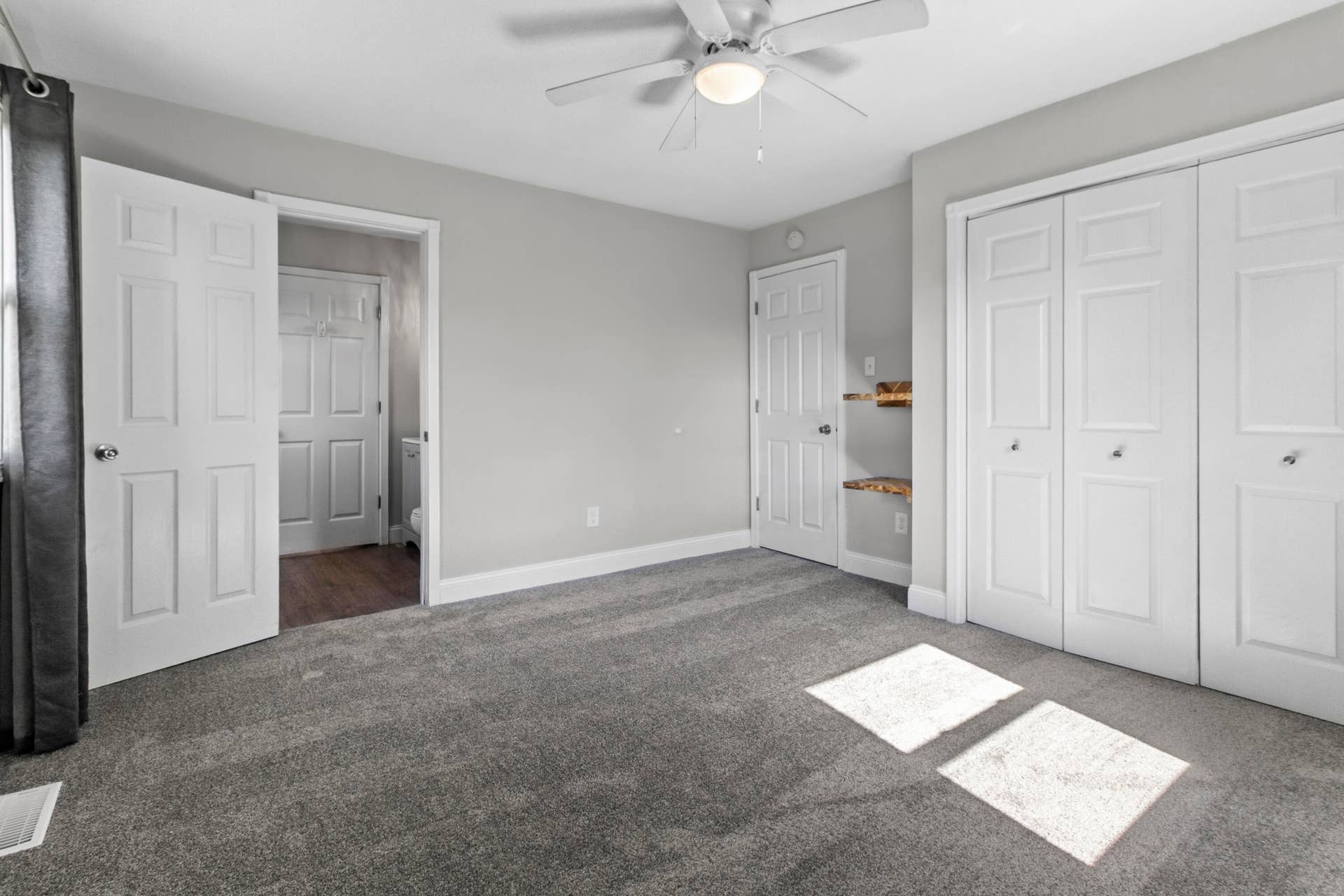 760 Acadia Road, Valparaiso, IN 46385 primary bedroom