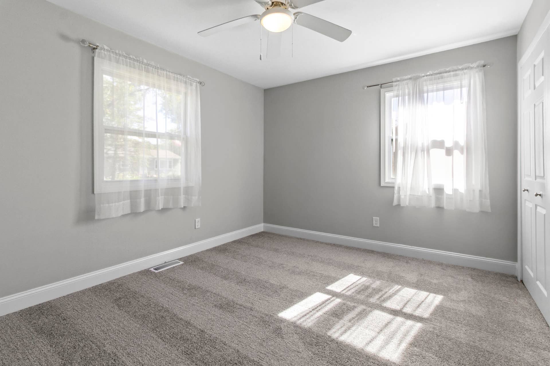 760 Acadia Road, Valparaiso, IN 46385 bedroom 2