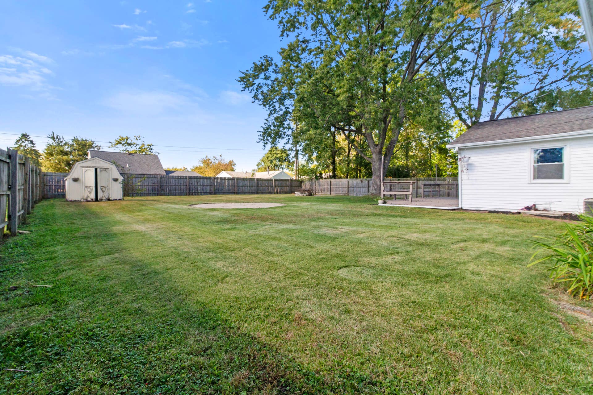 760 Acadia Road, Valparaiso, IN 46385 backyard
