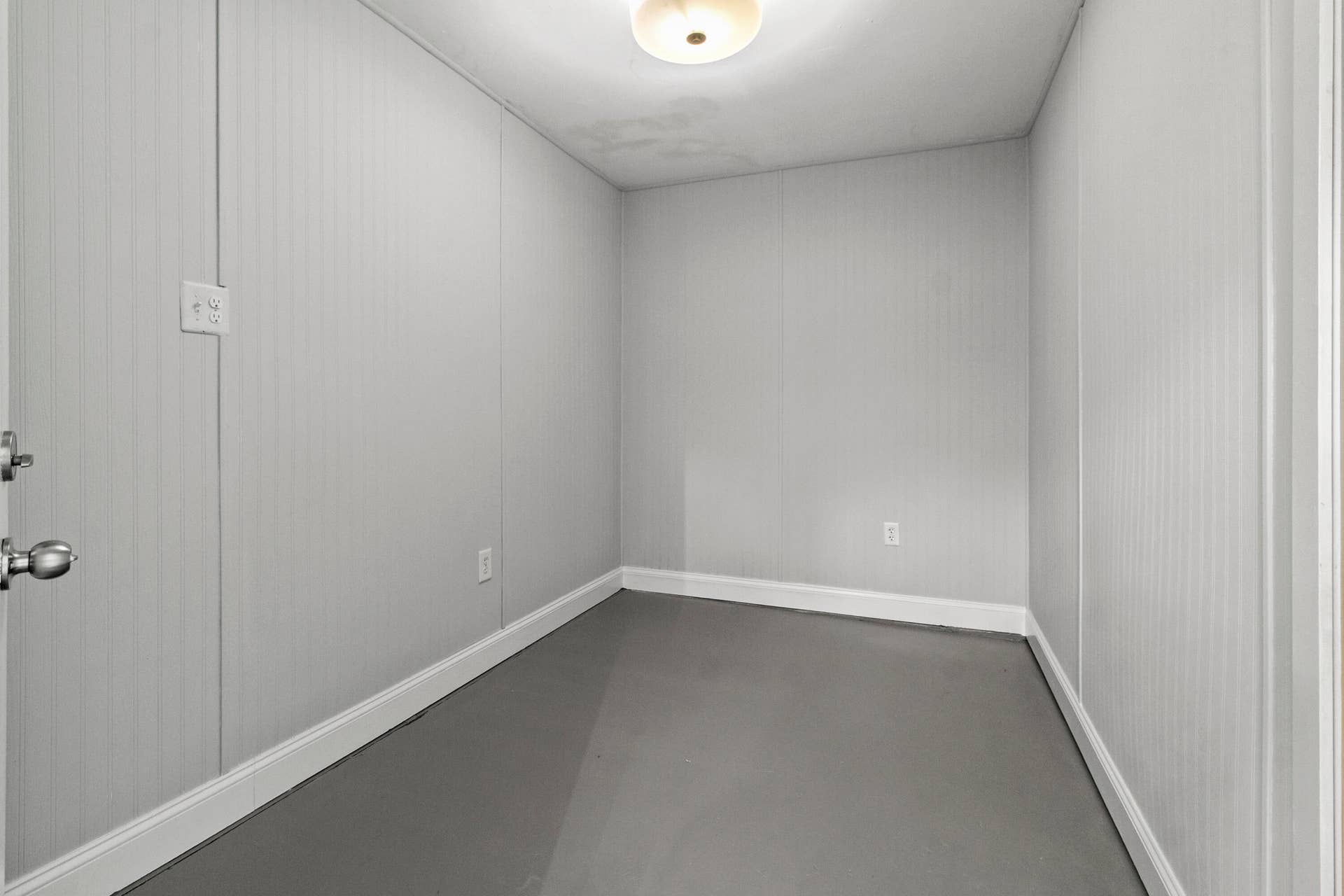 760 Acadia Road, Valparaiso, IN 46385 storage