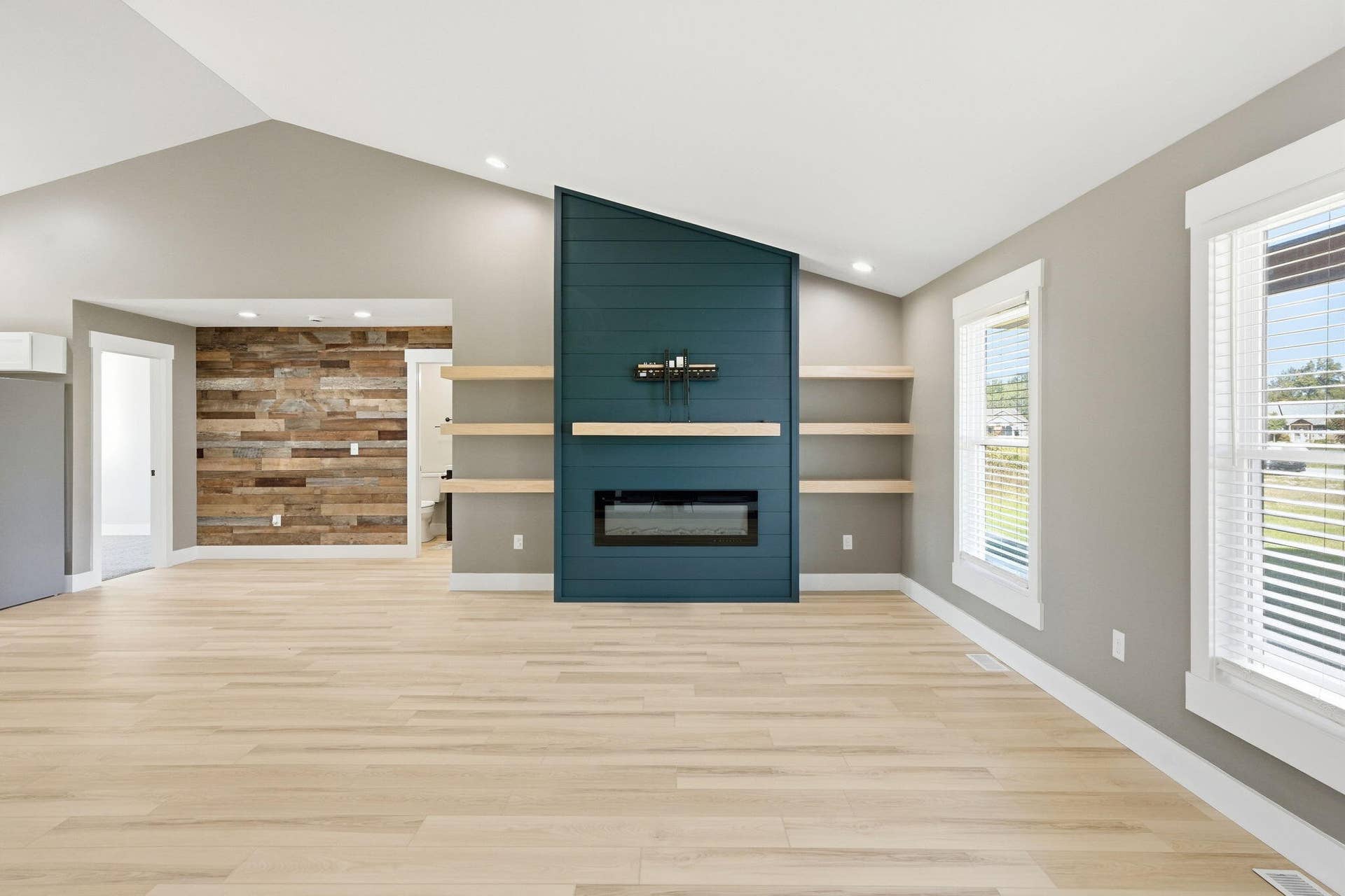 25-web-or-mls-DSC09113