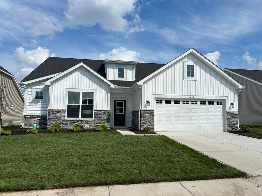 Property photo for 3200 Viridian Way, Valparaiso, IN