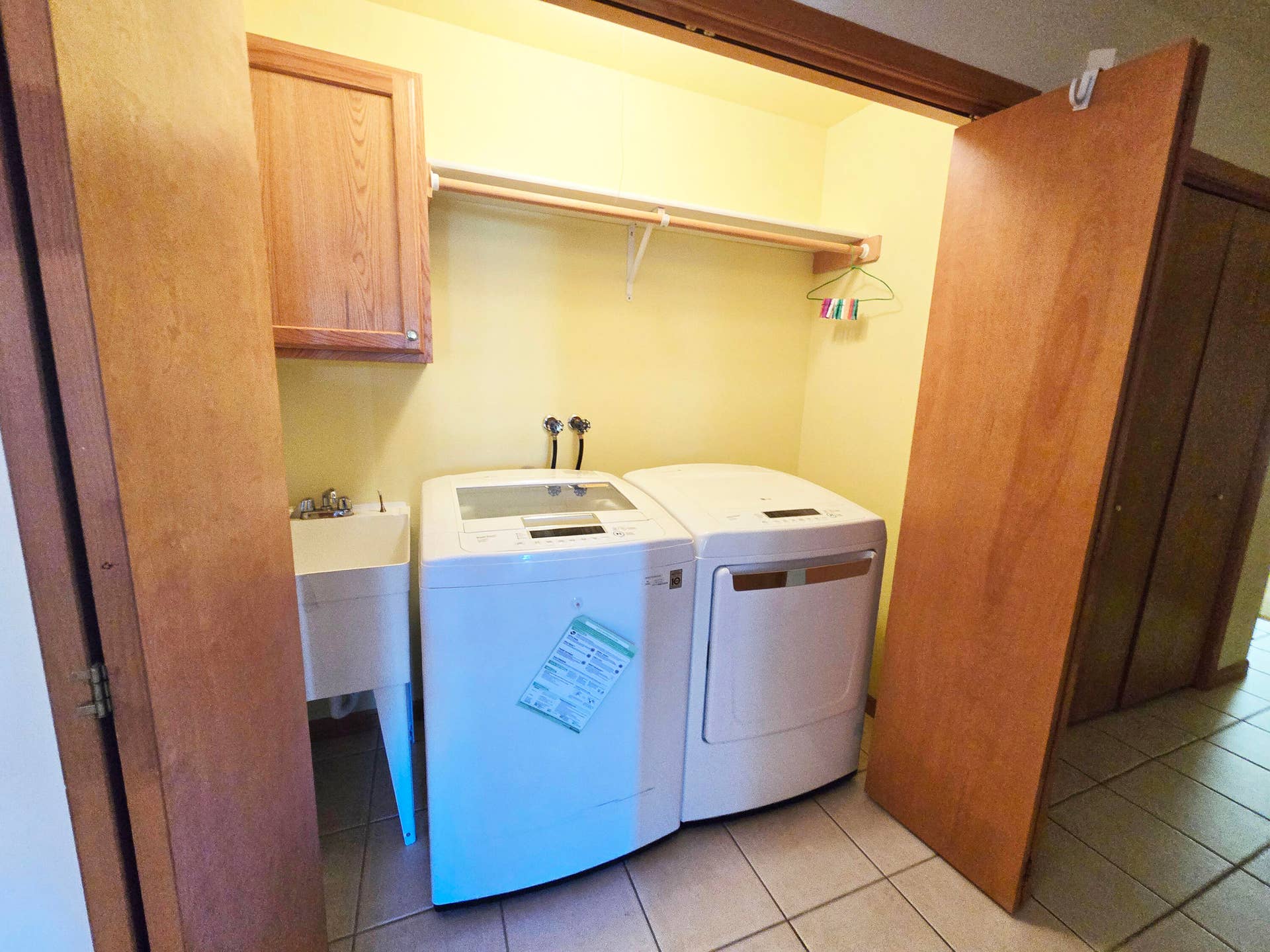 11538 Homestead Village Court, St. John, IN 46373 20261003_093550