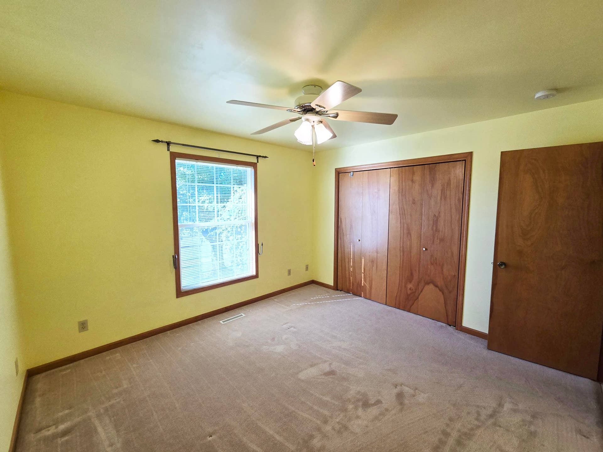 11538 Homestead Village Court, St. John, IN 46373 20261003_091256