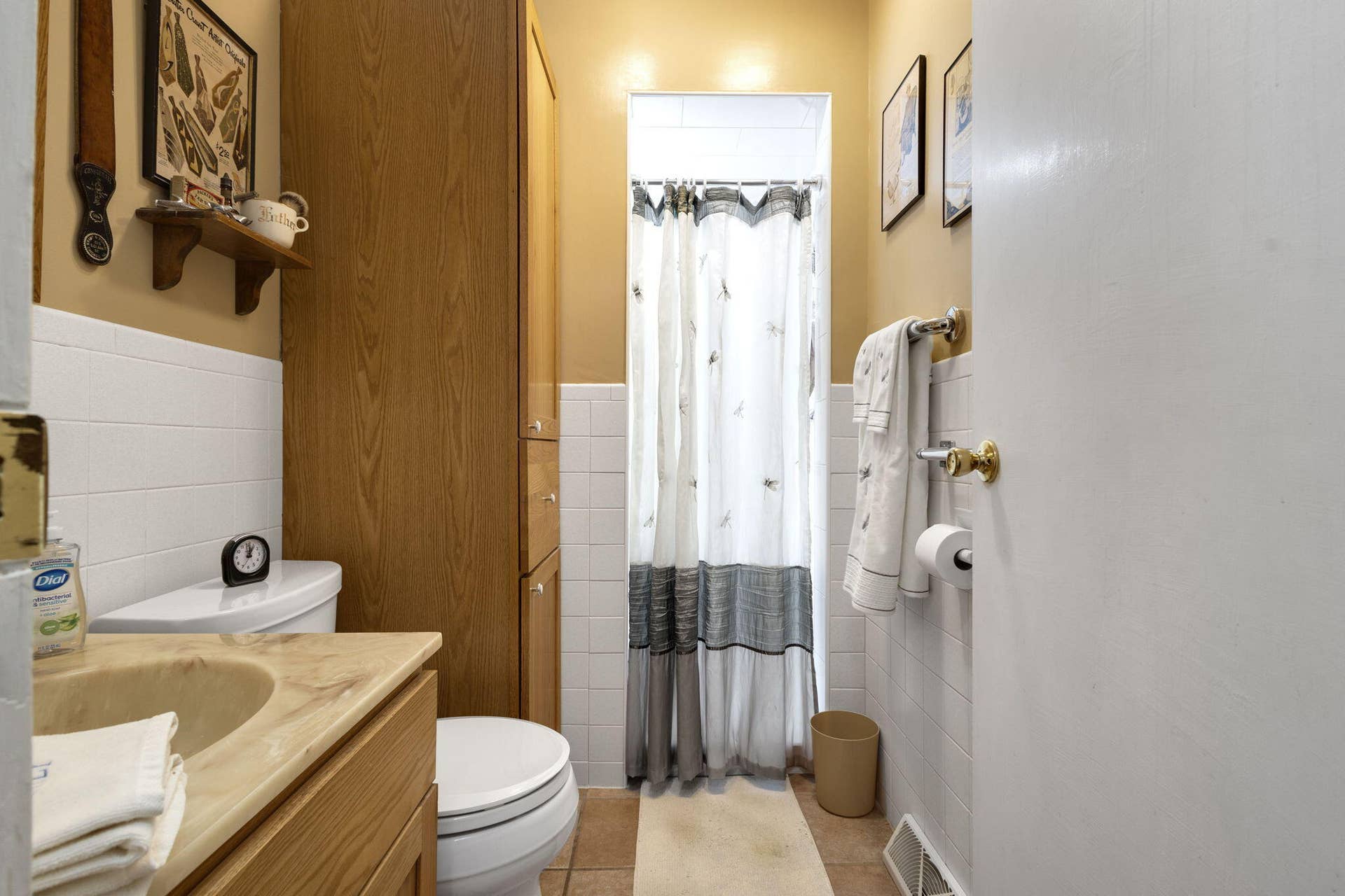 412 S 250, La Porte, IN 46350 Bathroom Detail